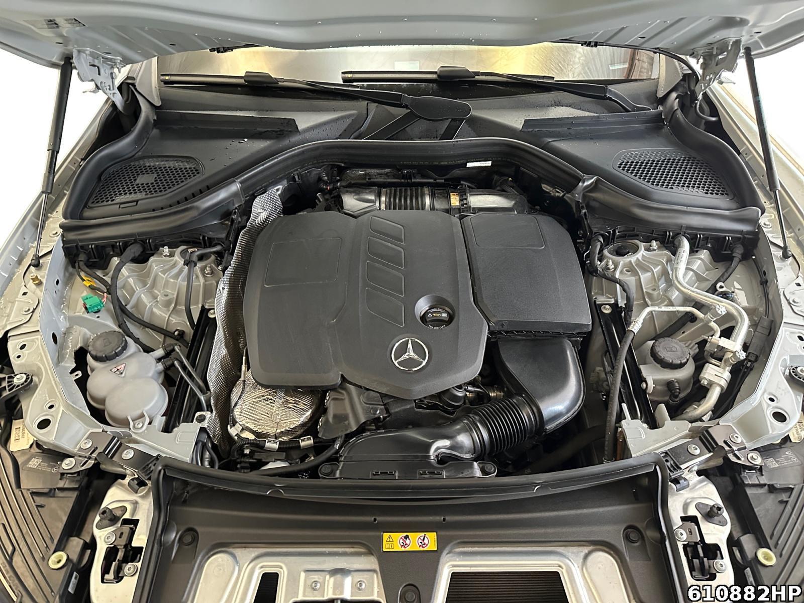 Fahrzeugabbildung Mercedes-Benz GLC 300 de 4M AMG AHK Distronic Burmester 360°