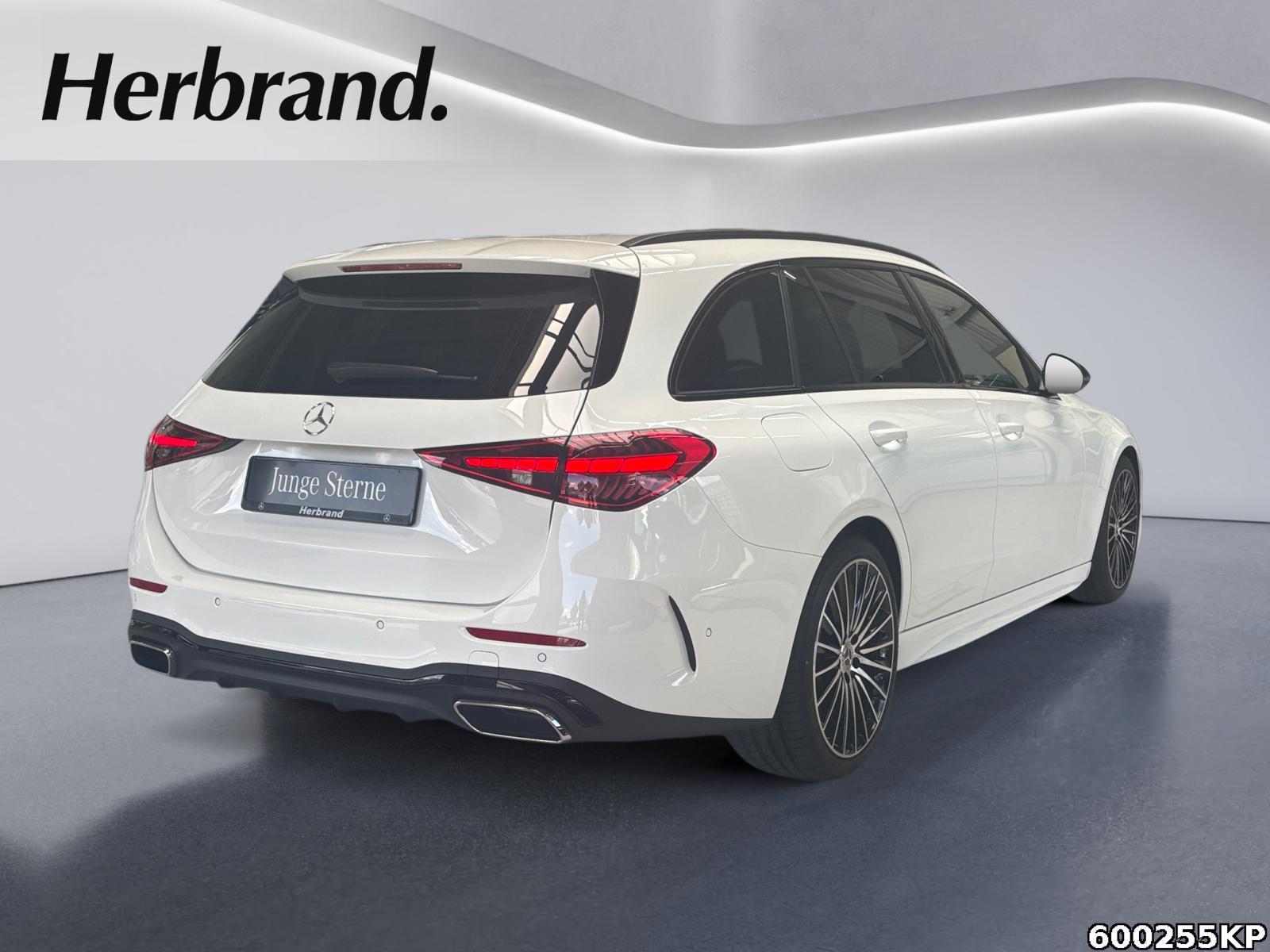 Fahrzeugabbildung Mercedes-Benz C 180 T AMG Pano Night Lenkradhzg. Rückfahrkam.