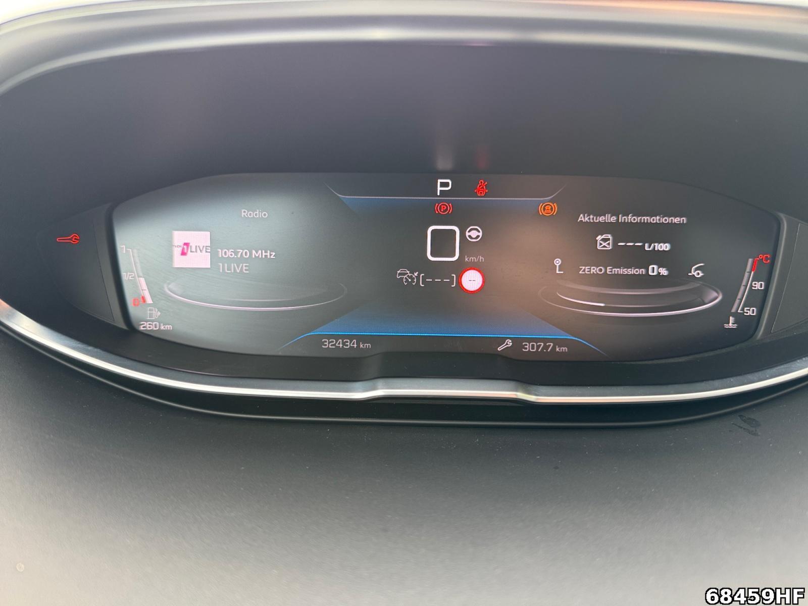 Fahrzeugabbildung Peugeot 3008 1.2 Hybrid 136 GT (EURO 6d)