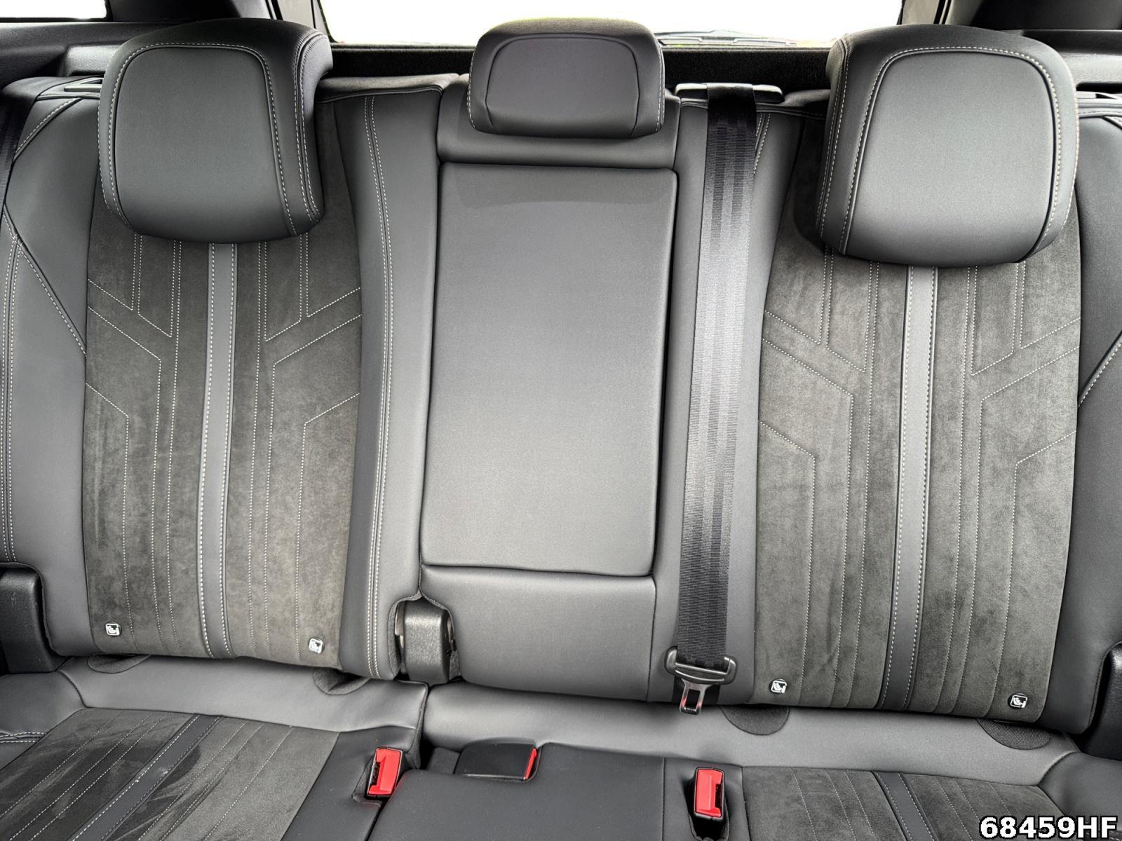 Fahrzeugabbildung Peugeot 3008 1.2 Hybrid 136 GT (EURO 6d)