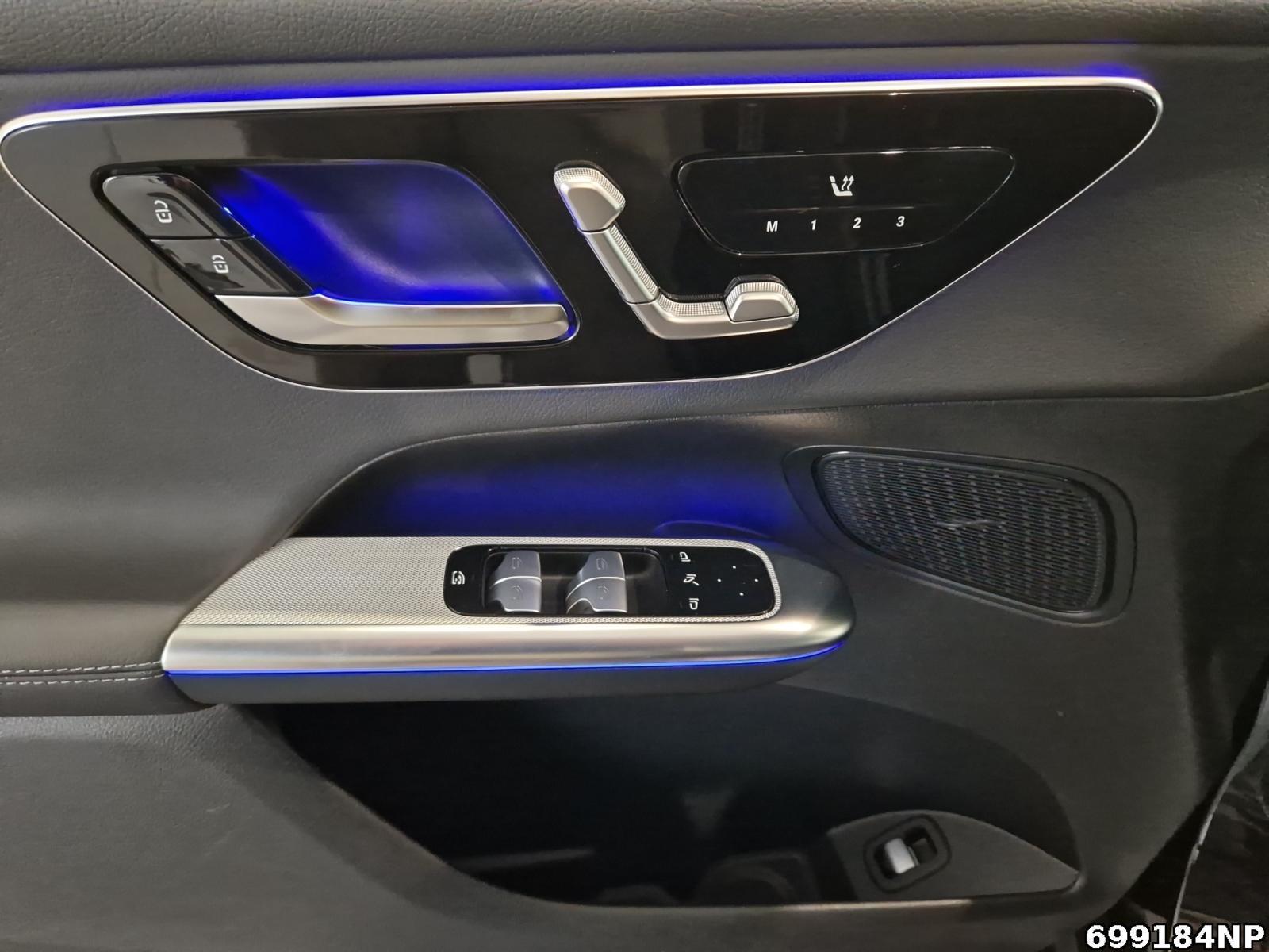 Fahrzeugabbildung Mercedes-Benz GLC 220 d 4M Avantgarde Kamera Ambiente Totwinke