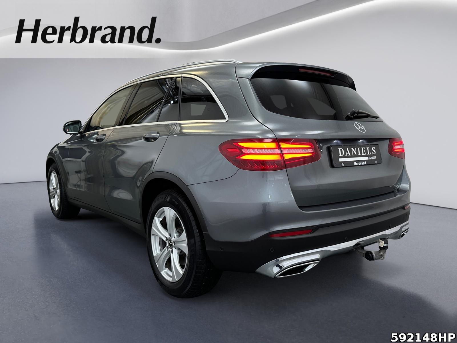 Fahrzeugabbildung Mercedes-Benz GLC 350 d 4M Exclusive Pano Distronic Burmester