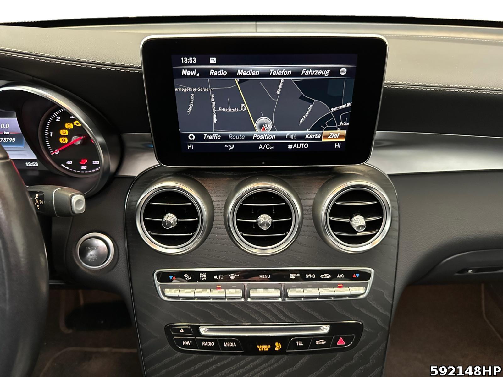 Fahrzeugabbildung Mercedes-Benz GLC 350 d 4M Exclusive Pano Distronic Burmester