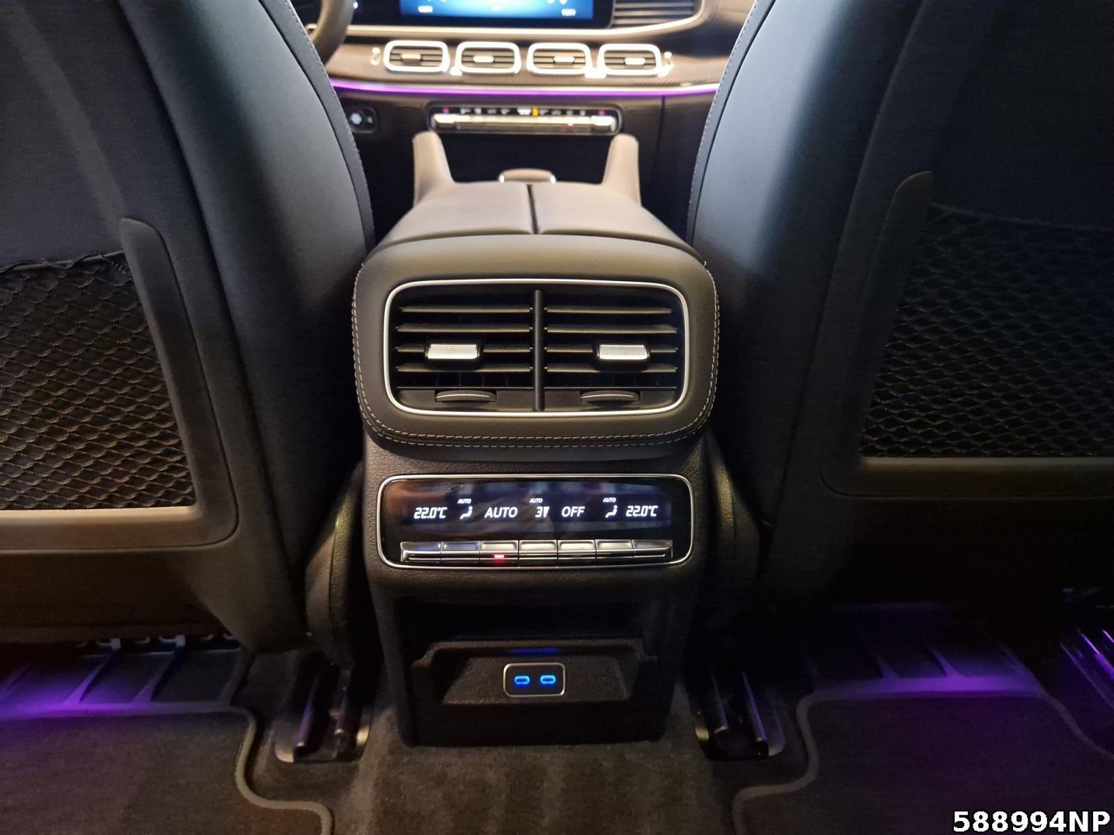 Fahrzeugabbildung Mercedes-Benz GLS 63 4MATIC+ 23