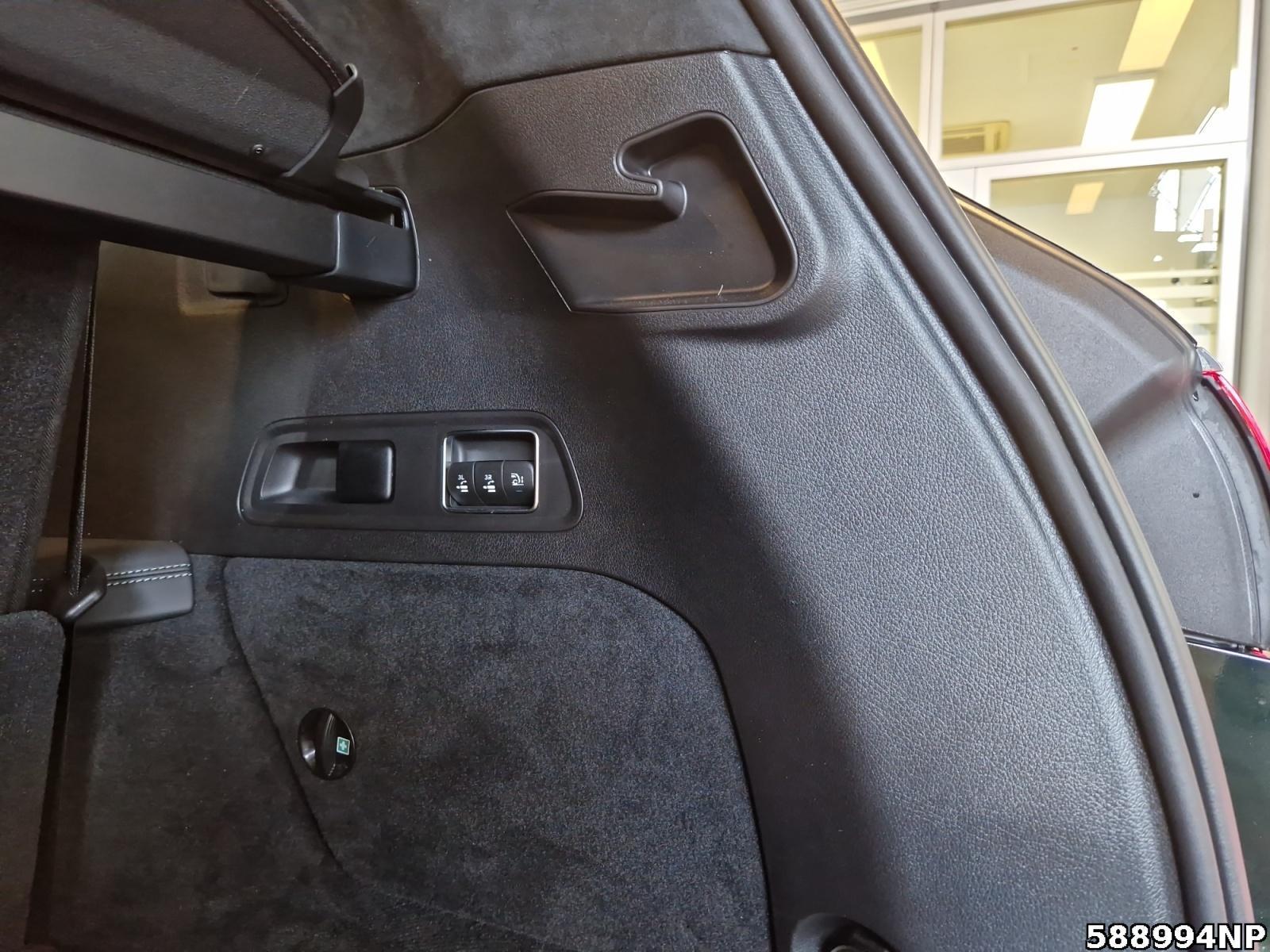 Fahrzeugabbildung Mercedes-Benz GLS 63 4MATIC+ 23