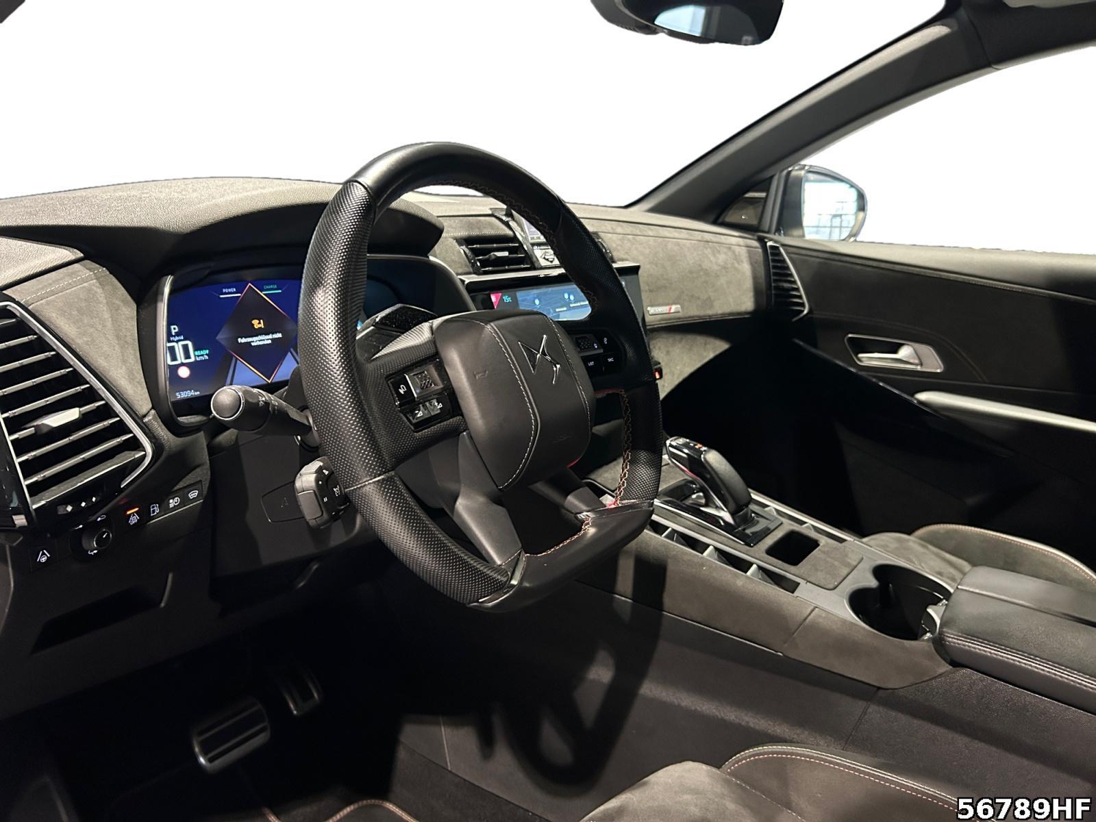 Fahrzeugabbildung DS Automobiles DS7 Crossback Performance Line