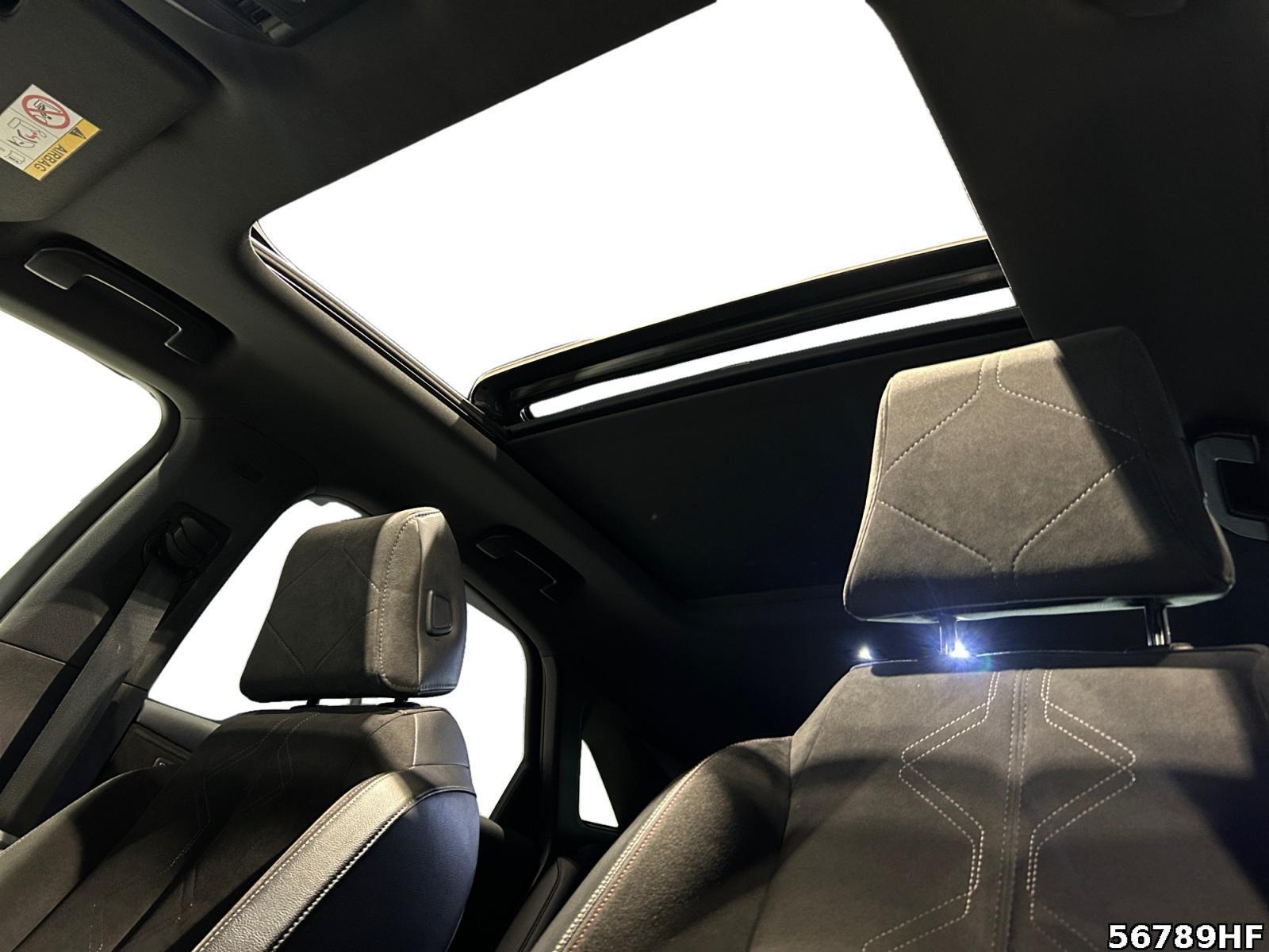 Fahrzeugabbildung DS Automobiles DS7 Crossback Performance Line