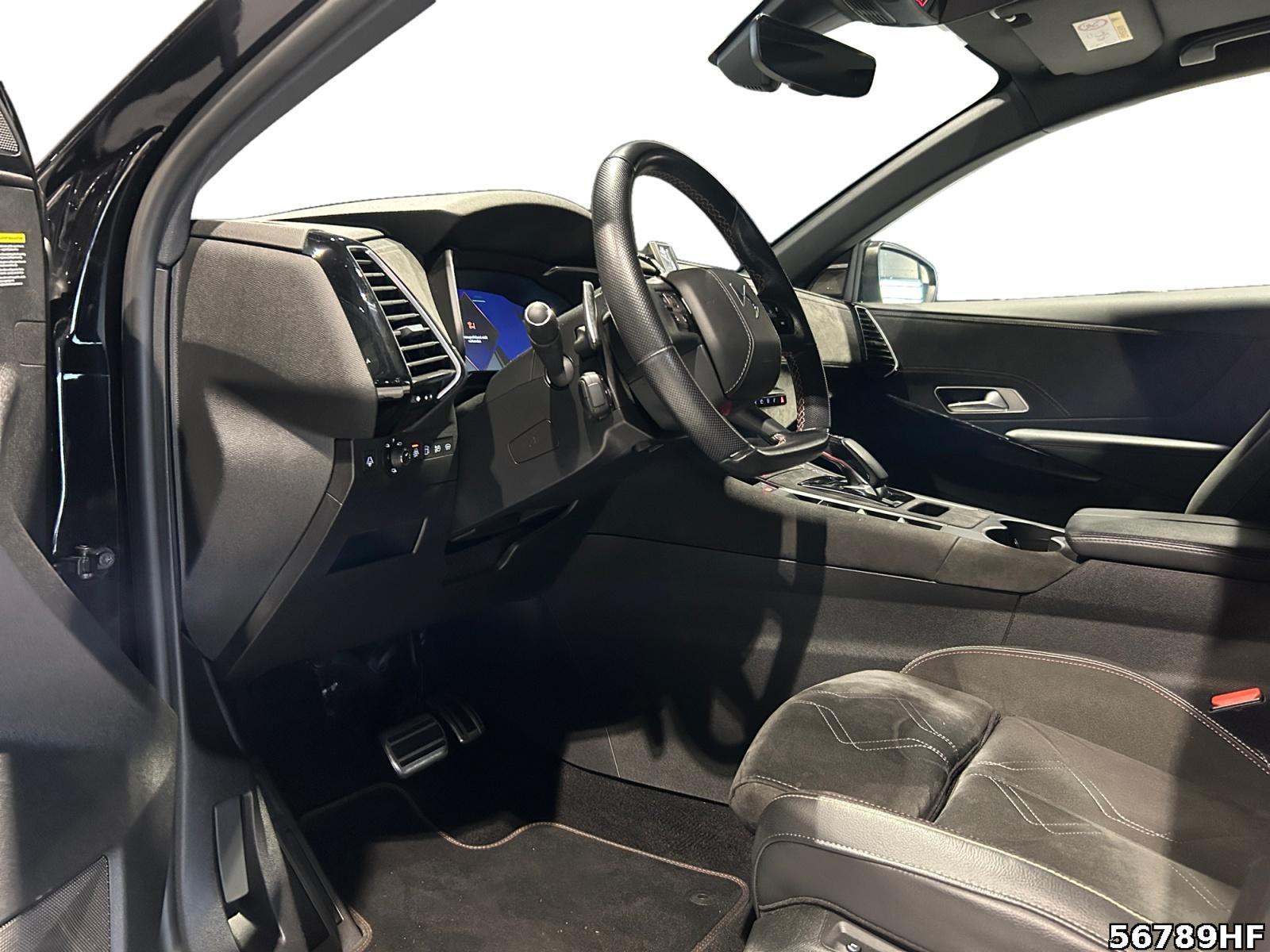 Fahrzeugabbildung DS Automobiles DS7 Crossback Performance Line