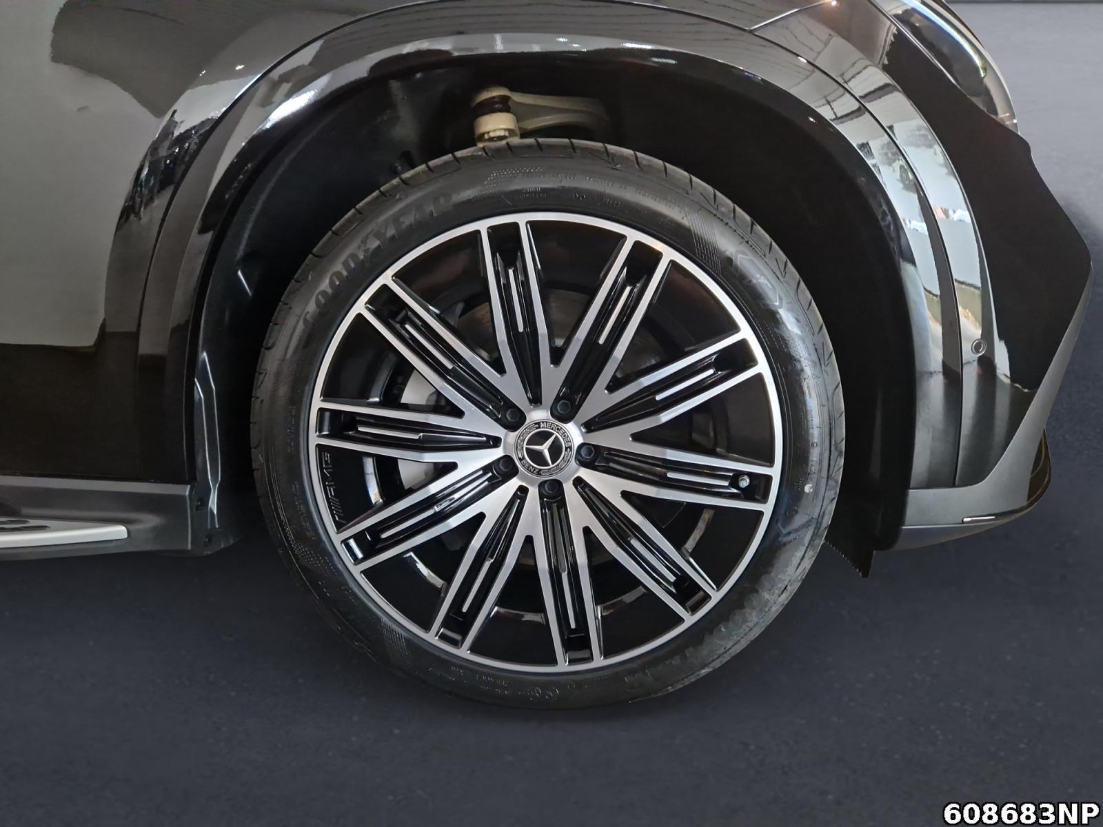 Fahrzeugabbildung Mercedes-Benz EQE SUV 350+ AMG Memory AHK HANDS-FREE Adv.Sound