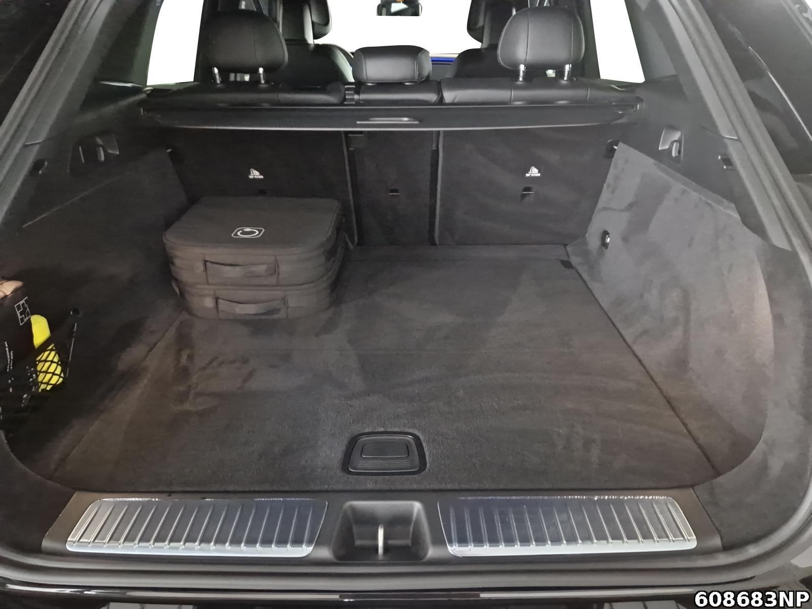 Fahrzeugabbildung Mercedes-Benz EQE SUV 350+ AMG Memory AHK HANDS-FREE Adv.Sound