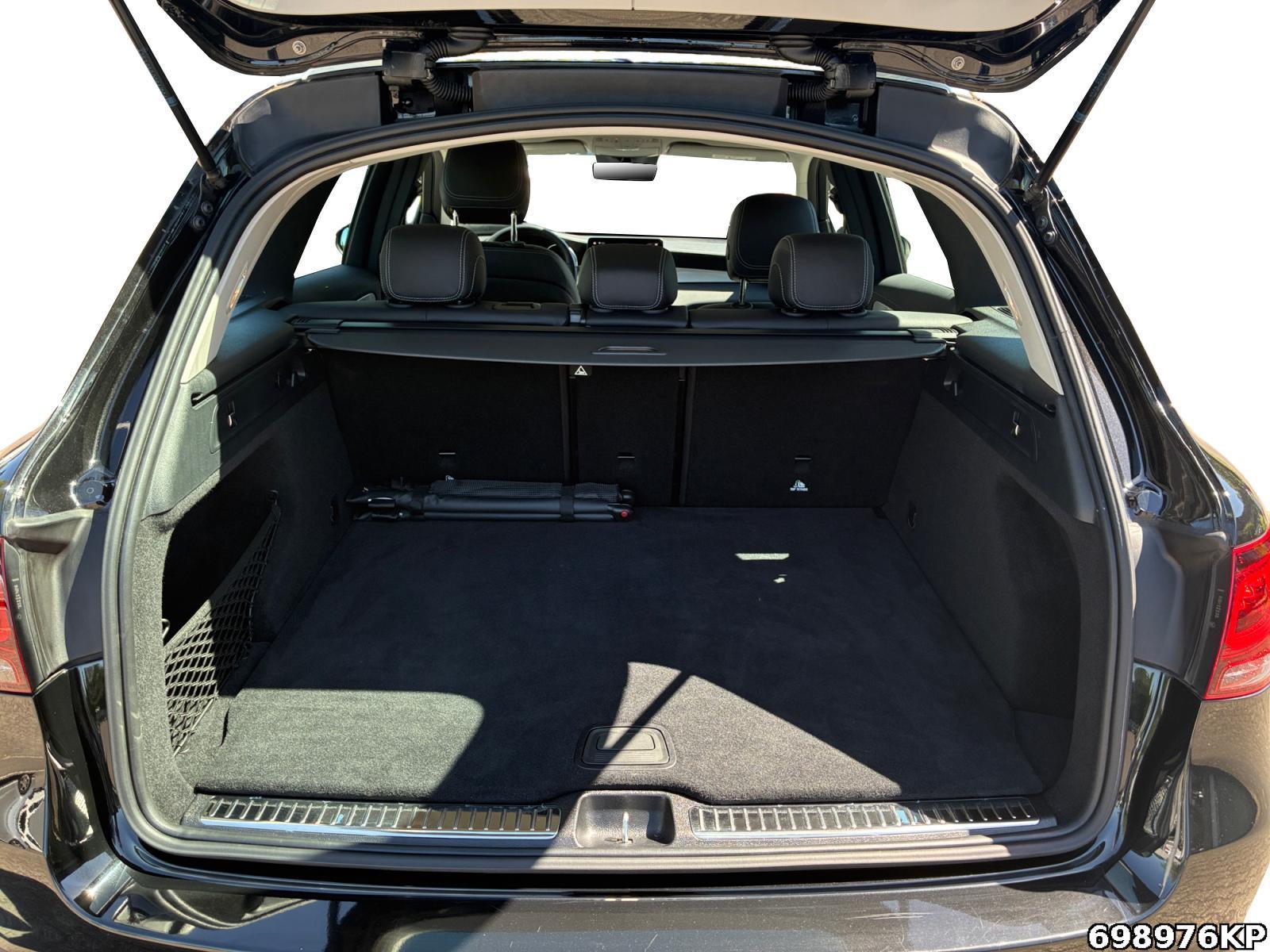 Fahrzeugabbildung Mercedes-Benz GLC 220 d 4M AHK Kamera Sitzheizung CarPlay DAB