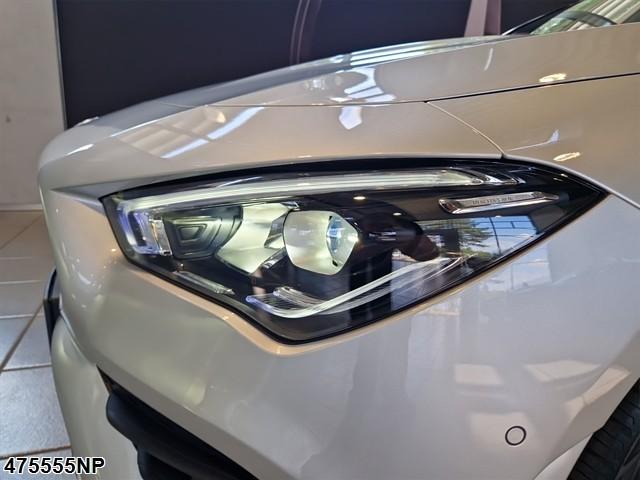 Fahrzeugabbildung Mercedes-Benz CLA 200 AMG Pano Volldigital Kamera LED Ambiente
