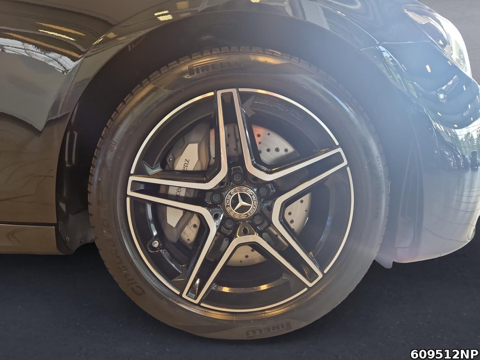 Fahrzeugabbildung Mercedes-Benz E 300 AMG AHK Night Head-up Burmester Memory