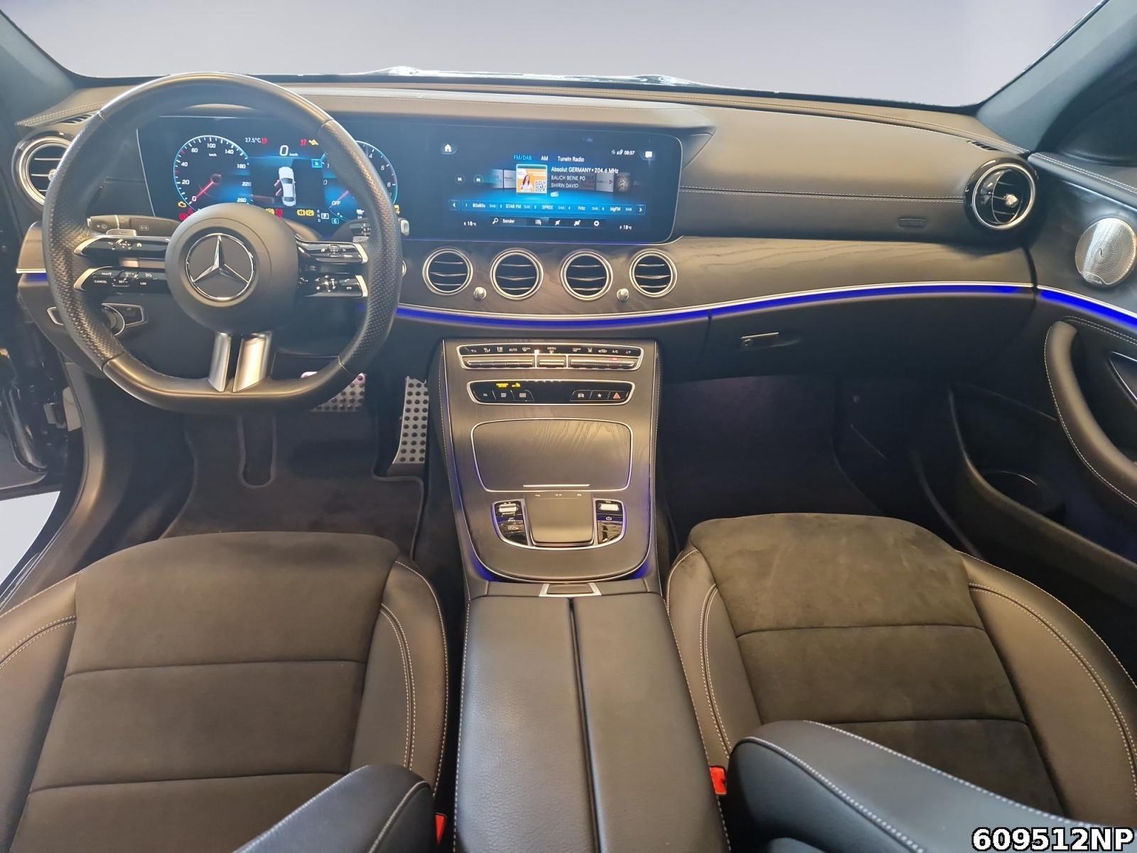 Fahrzeugabbildung Mercedes-Benz E 300 AMG AHK Night Head-up Burmester Memory