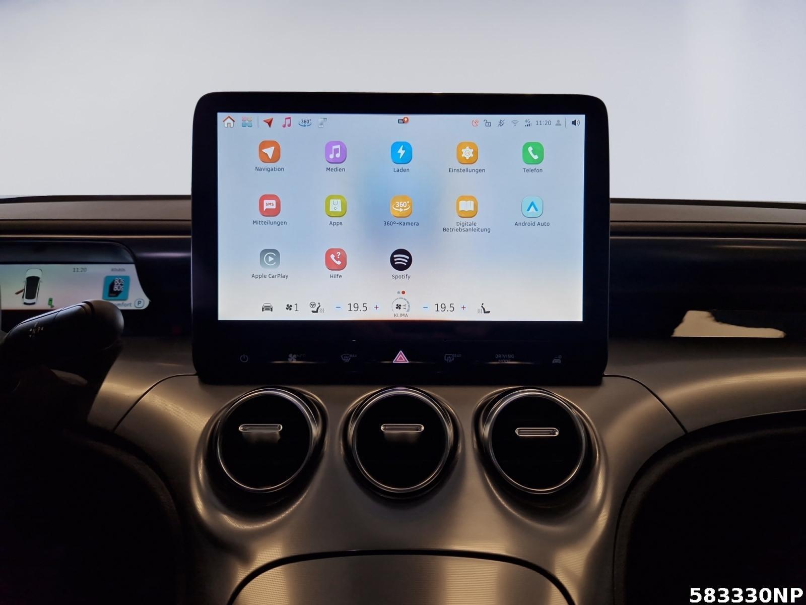 Fahrzeugabbildung Smart THREE Pro + +PANO+360°+KEYLESSGO+MATRIXLED+