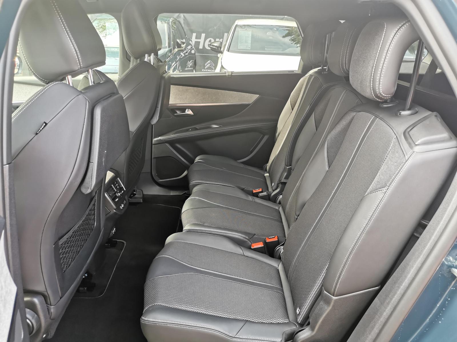 Fahrzeugabbildung Peugeot 5008 1.2 PureTech 130, GT