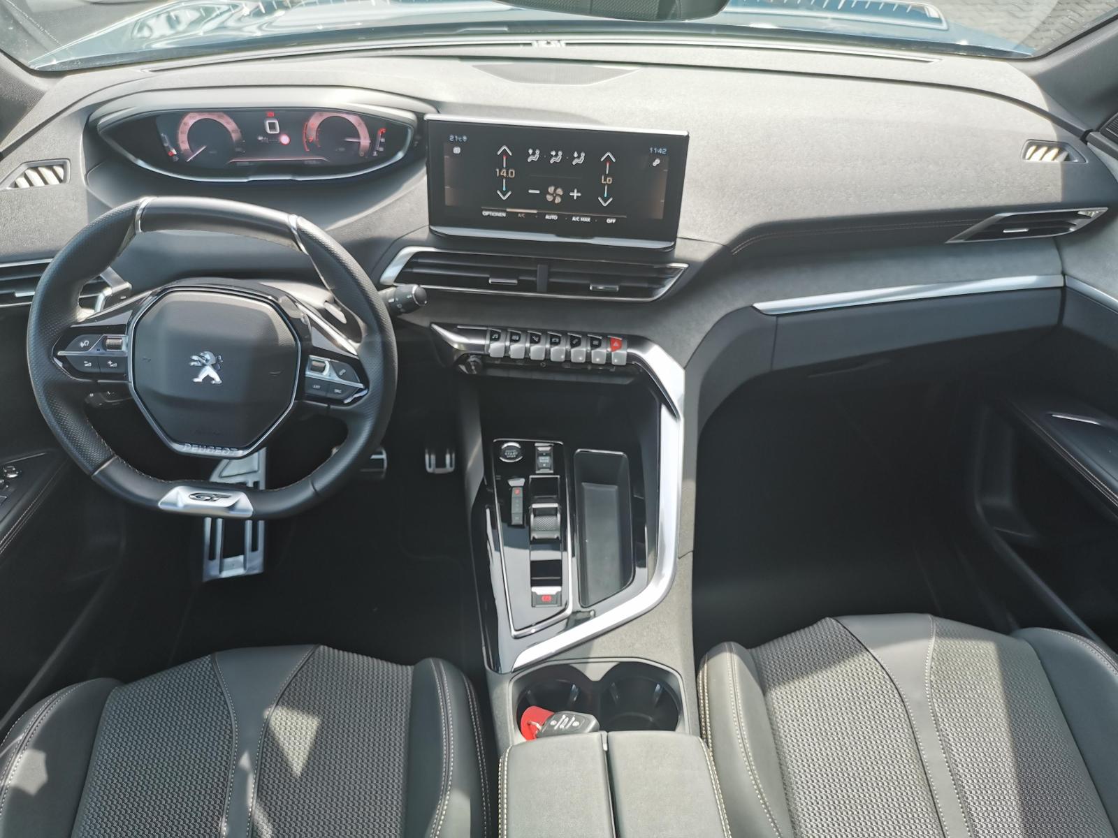 Fahrzeugabbildung Peugeot 5008 1.2 PureTech 130, GT