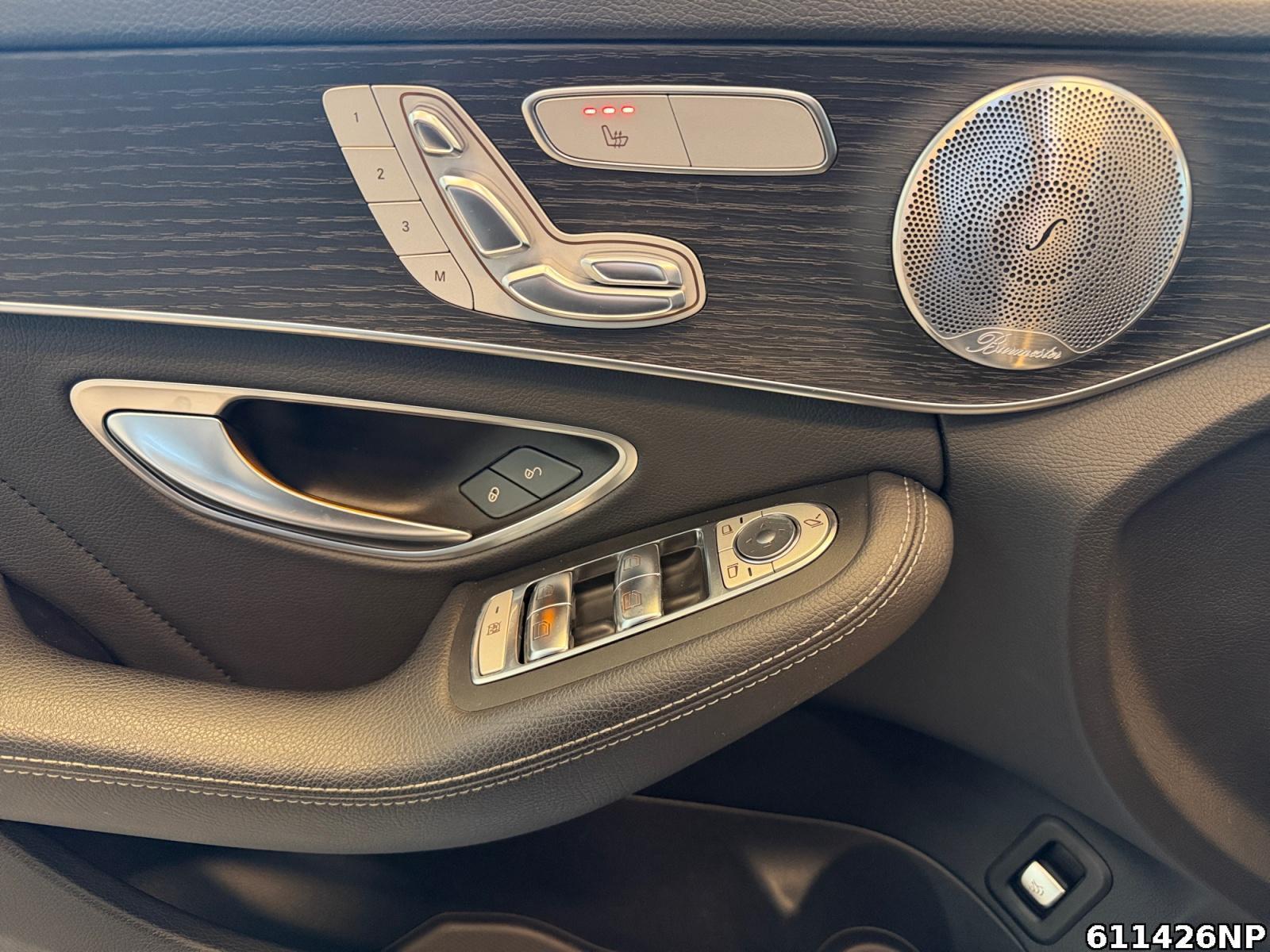 Fahrzeugabbildung Mercedes-Benz C 300 T AMG Distronic Burmester Head-Up AHK