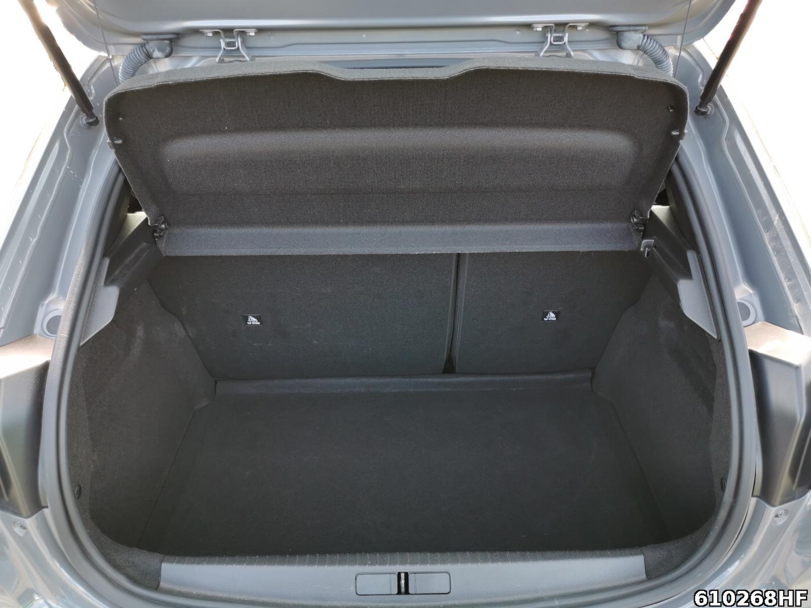 Fahrzeugabbildung Peugeot 208 1.2 Hybrid 100 Active (EURO 6e)