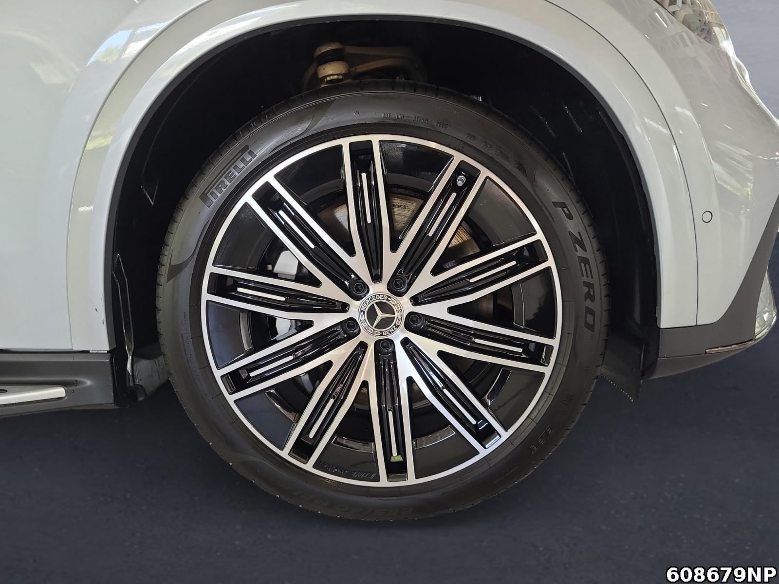 Fahrzeugabbildung Mercedes-Benz EQE SUV 350+ AMG AHK 360° NIGHT MEMORY DISTRONIC