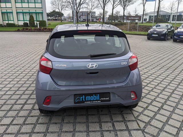 Fahrzeugabbildung Hyundai i10 Trend - Automatik