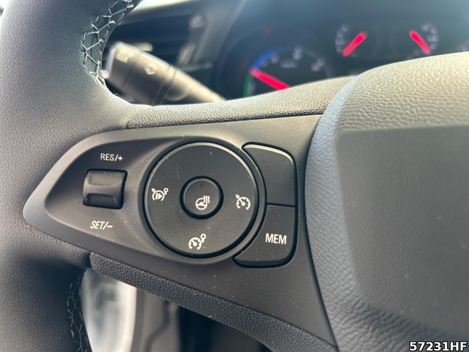 Fahrzeugabbildung Opel Corsa Edition Hybrid 110 PS AT