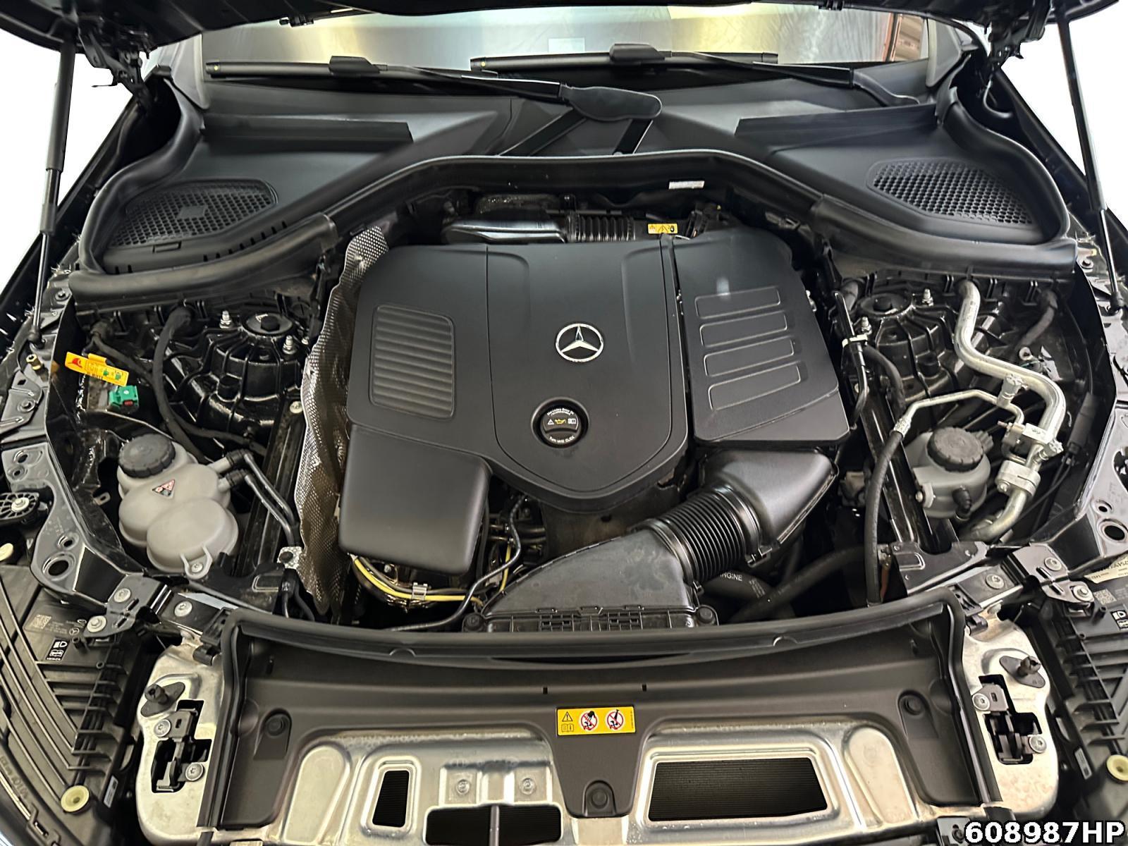 Fahrzeugabbildung Mercedes-Benz GLC 400 e 4M AMG Coupé Premium Plus AHK 20