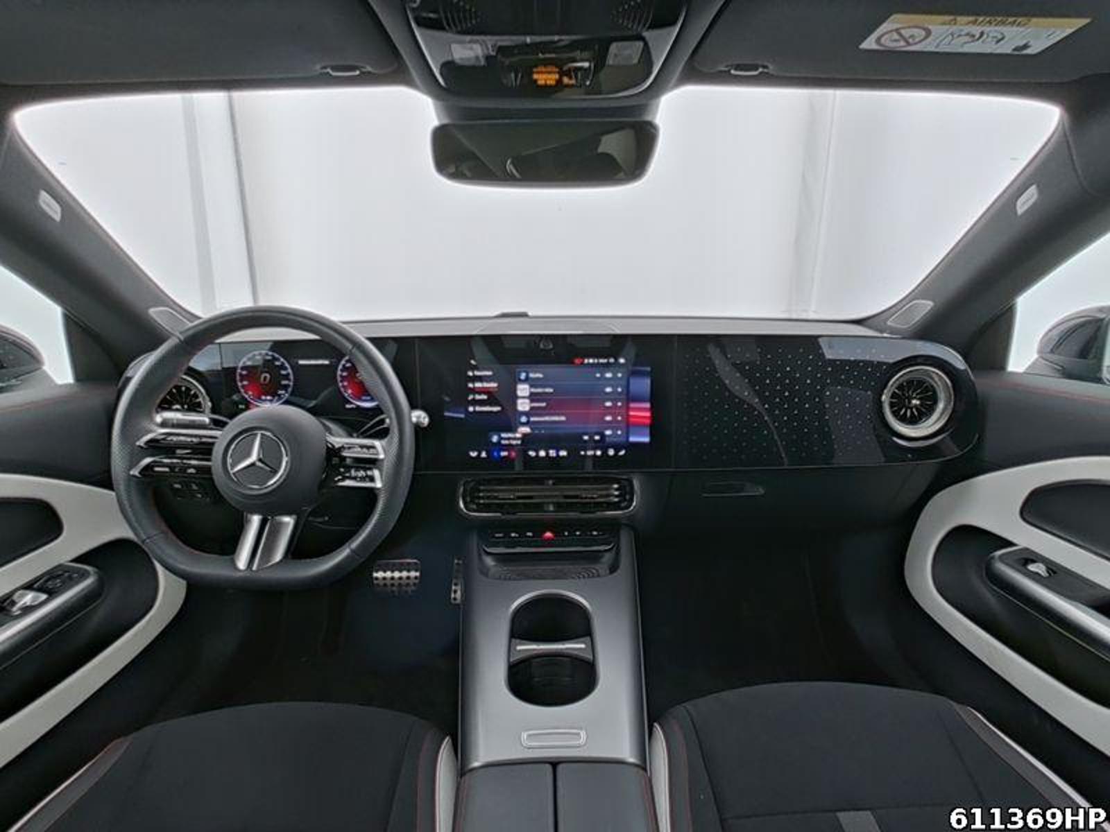 Fahrzeugabbildung Mercedes-Benz CLA 250 AMG Distronic Night Panorama 19
