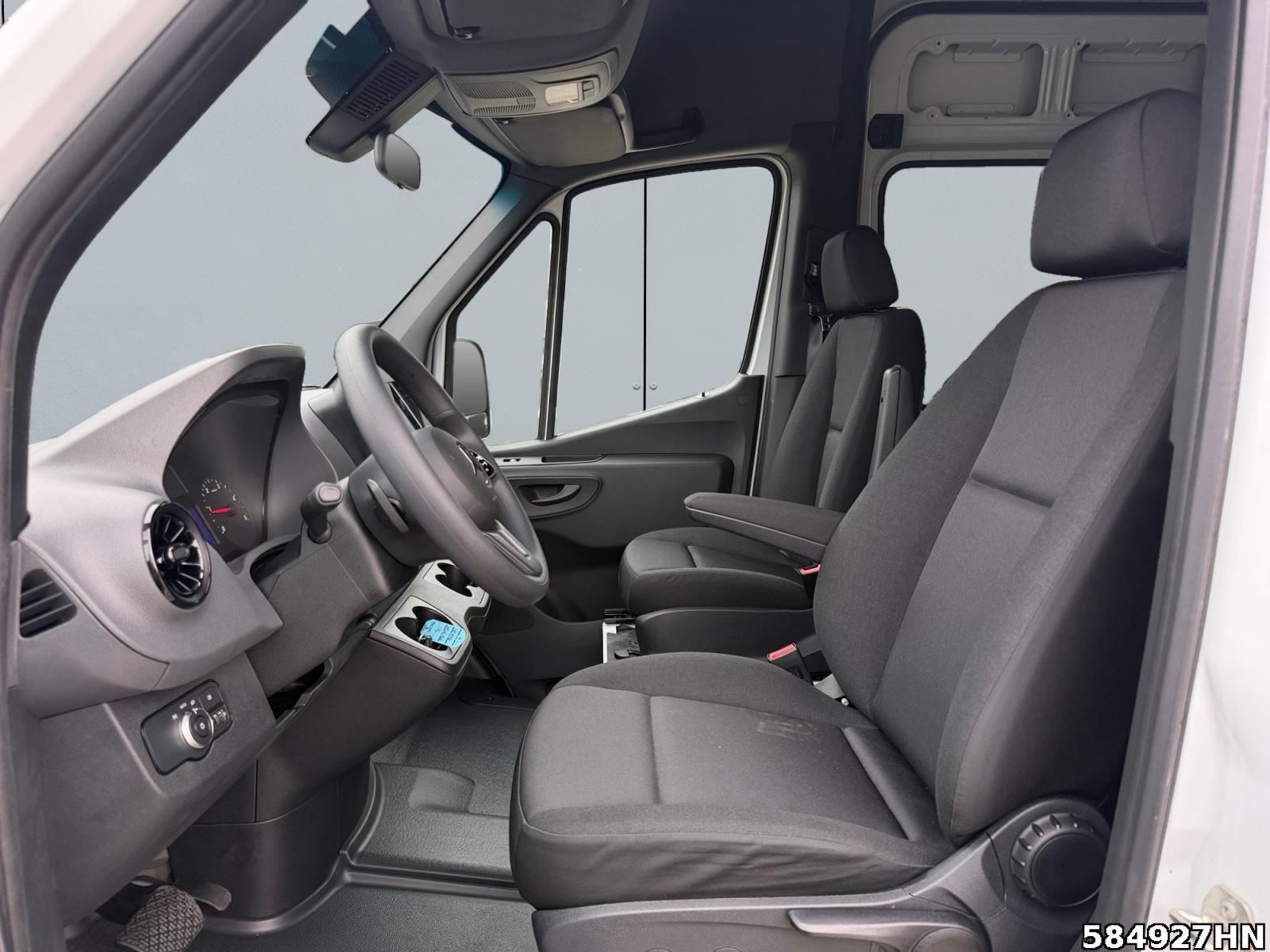 Fahrzeugabbildung Mercedes-Benz Sprinter 317 CDI *Mixto*AHK 2,8t*Navi*360°Kamera