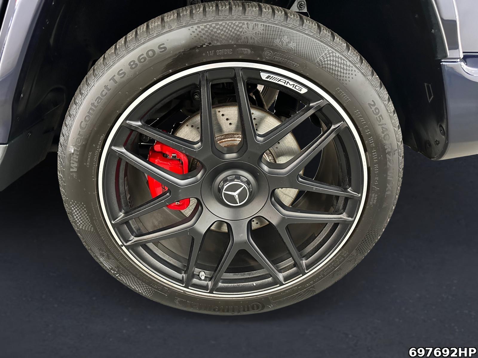 Fahrzeugabbildung Mercedes-Benz G 63 AMG SUPERIOR DISTRONIC AHK 360° Burmester