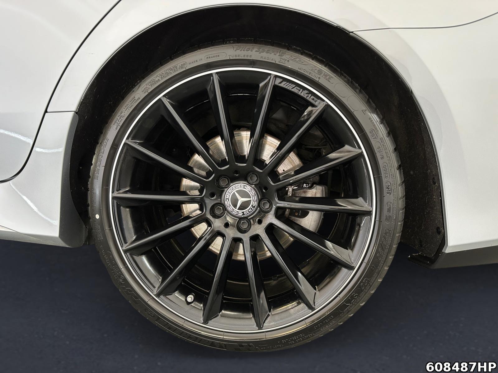 Fahrzeugabbildung Mercedes-Benz CLS 400 AMG Line AHK Head-up Burmester Night 360