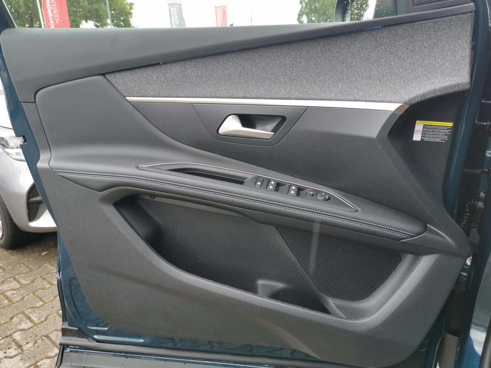 Fahrzeugabbildung Peugeot 3008 1.2 Allure Pack