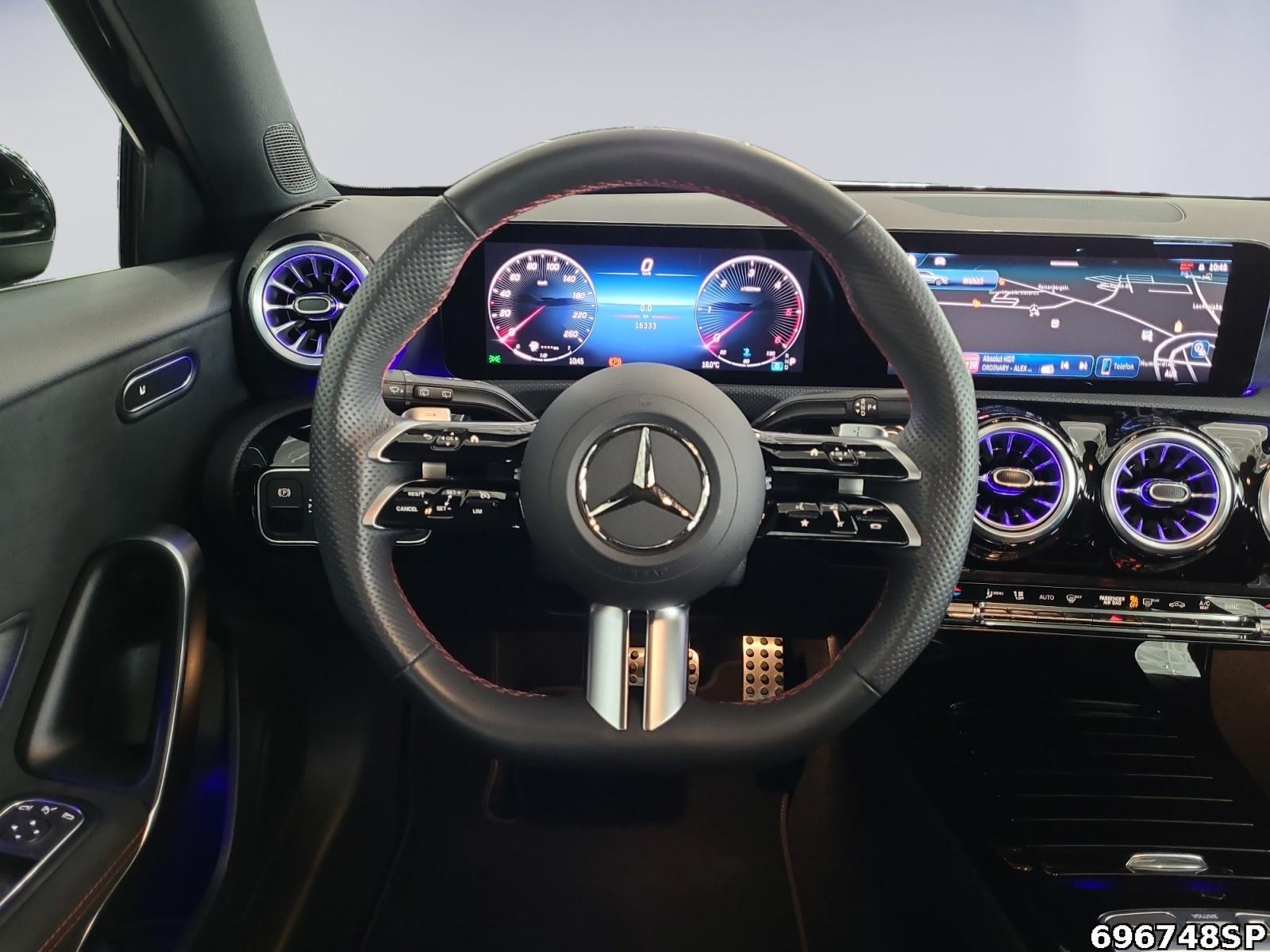 Fahrzeugabbildung Mercedes-Benz A 200 d AMG LED KAMERA KEYLESS SPUR