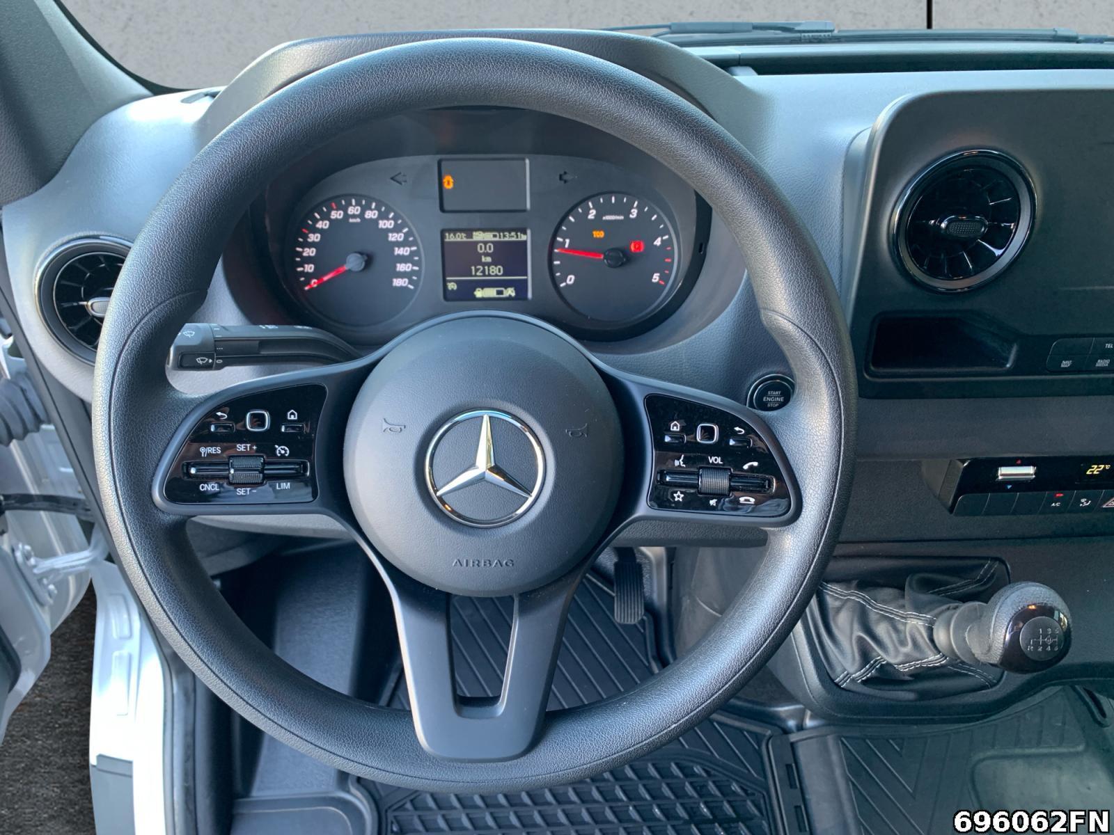 Fahrzeugabbildung Mercedes-Benz Sprinter 515 MAXI *SCHIEBEPLANE*AHK*KLIMA*NAVI*