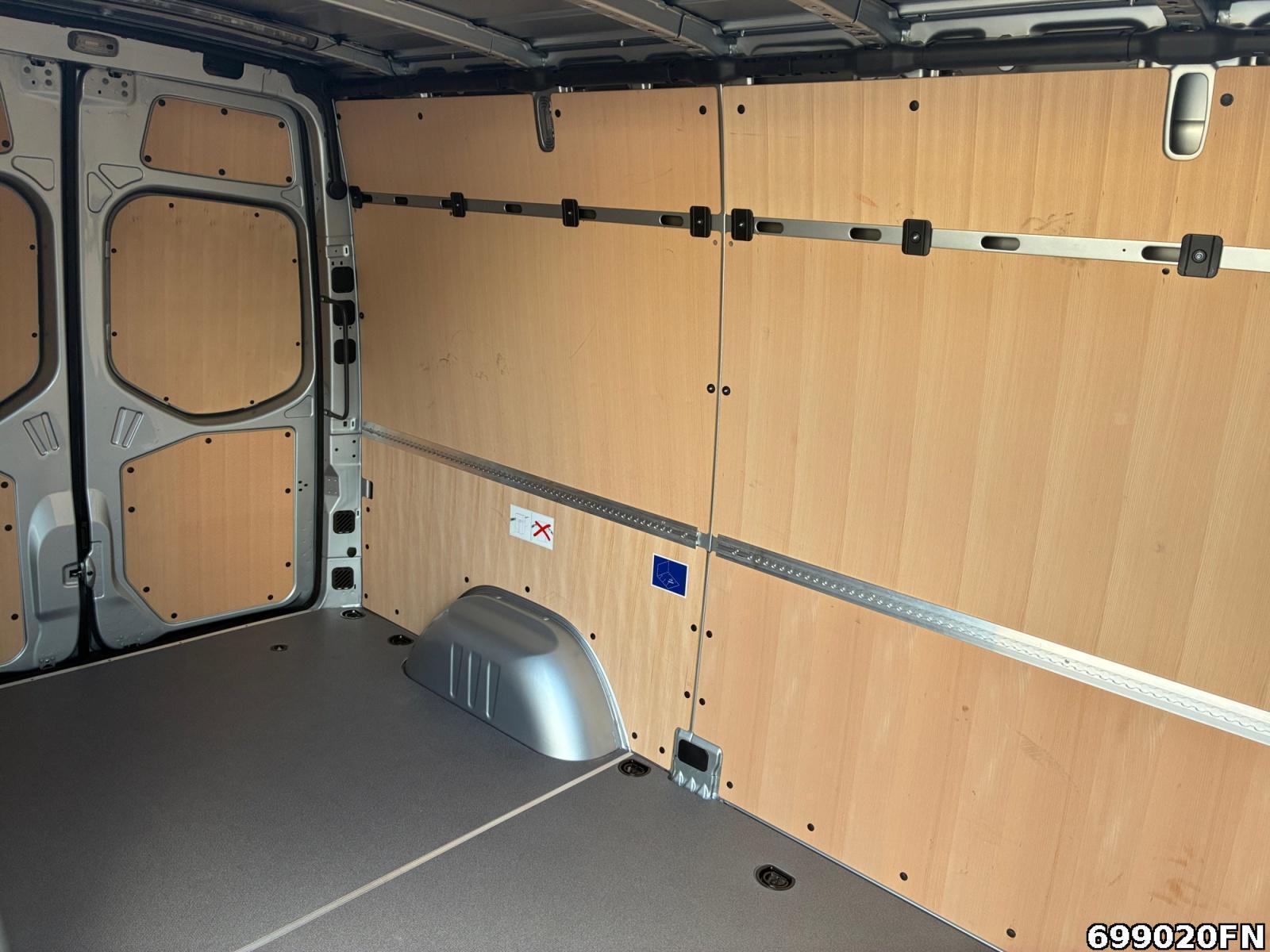 Fahrzeugabbildung Mercedes-Benz Sprinter 315 CDI Kasten SELECT Hochdach Standard