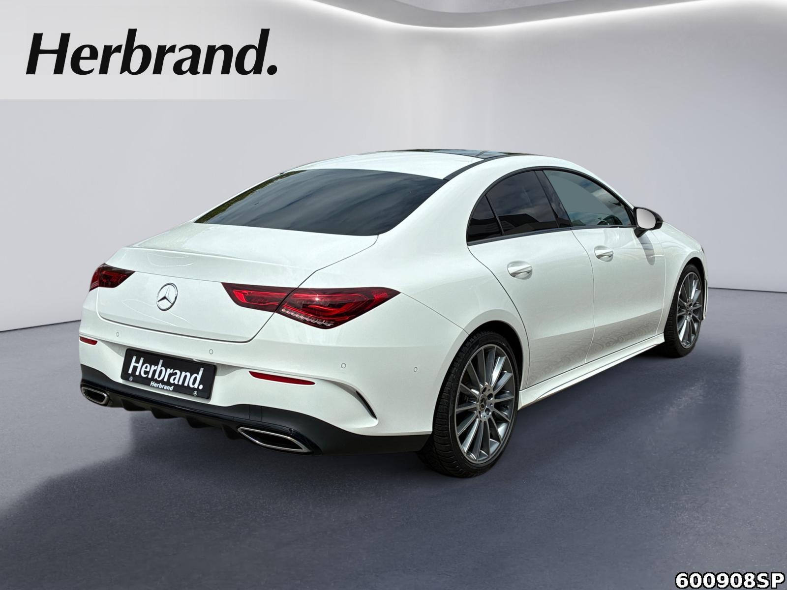 Fahrzeugabbildung Mercedes-Benz CLA 180 AMG Night Pano CarPlay Kamera 19