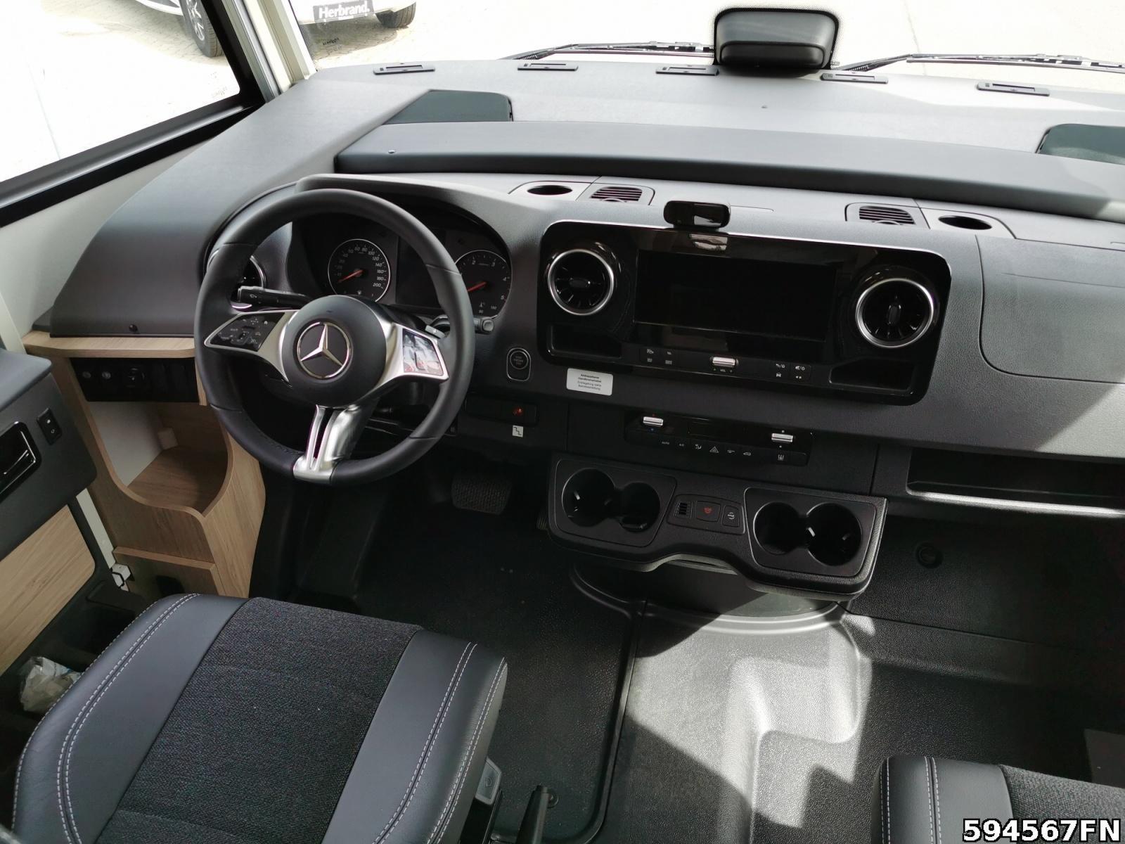 Fahrzeugabbildung Frankia Platin 7400 Plus Final Edition Solar Markise