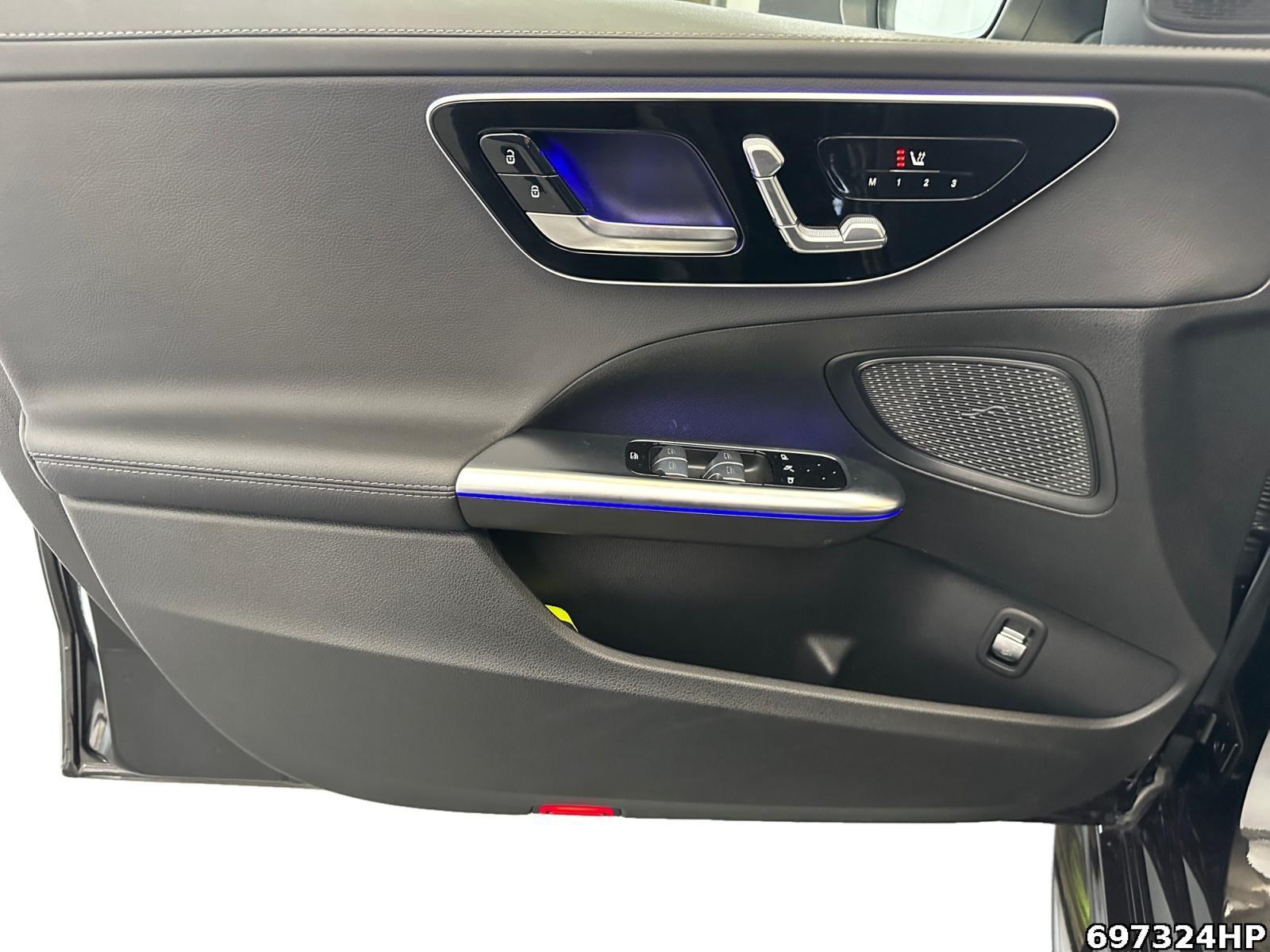 Fahrzeugabbildung Mercedes-Benz C 300 d AMG AHK DISTRONIC DIGITAL LIGHT 360°