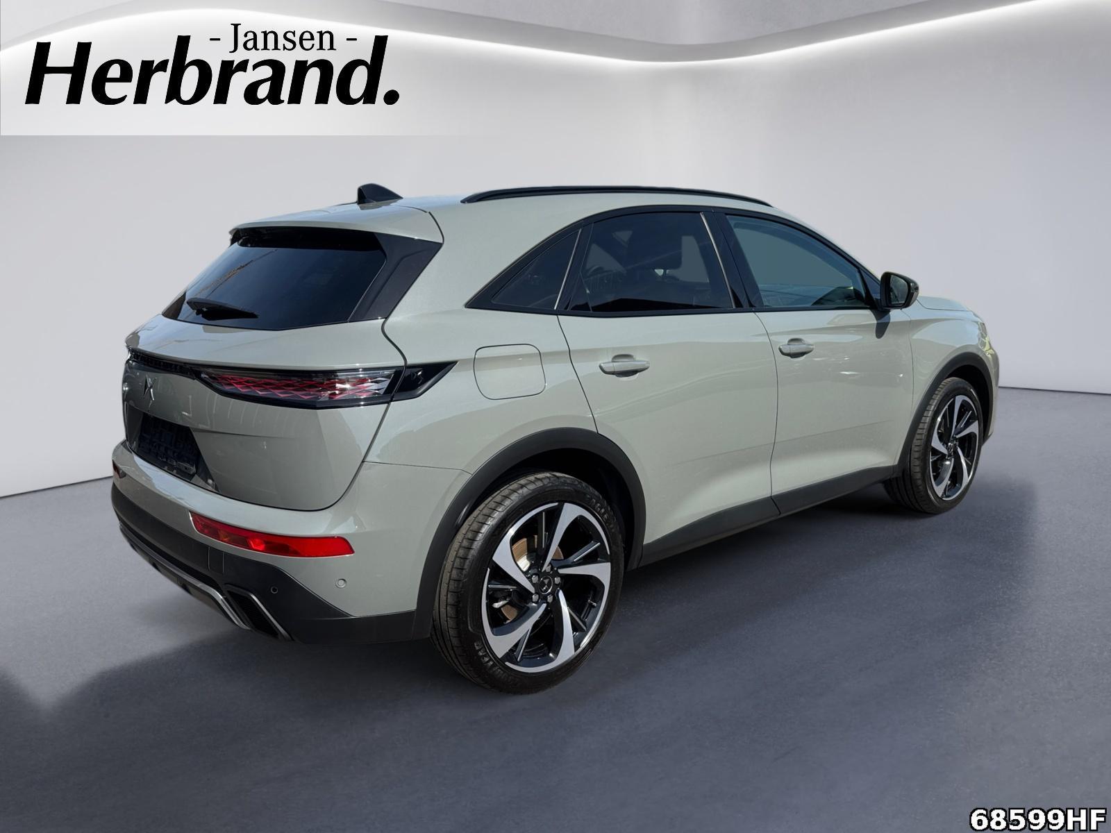 Fahrzeugabbildung DS Automobiles DS7 Crossback 1.5 BlueHDi 130 Rivoli (EU6d)