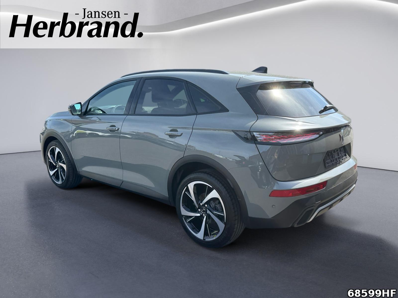 Fahrzeugabbildung DS Automobiles DS7 Crossback 1.5 BlueHDi 130 Rivoli (EU6d)