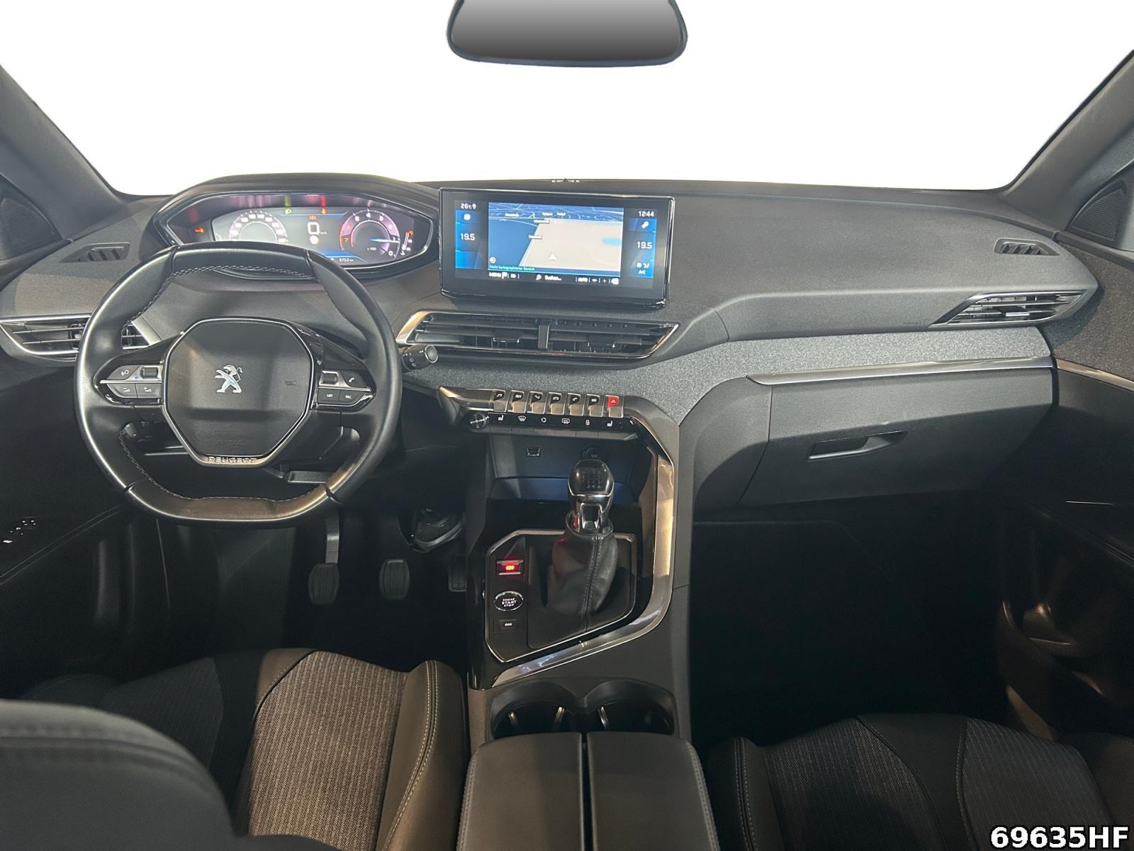 Fahrzeugabbildung Peugeot 3008 1.2 PureTech 130 Allure Pack (EURO 6d)