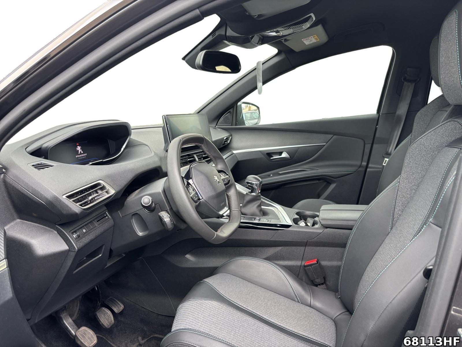 Fahrzeugabbildung Peugeot 3008 Allure +SHZ+ALLWETTER+CARPLAY+KEYLESS+LED+