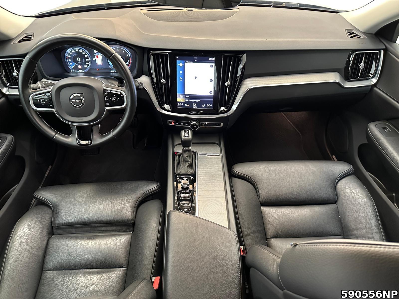 Fahrzeugabbildung Volvo V60 Inscripton Geartronic Kamera Navigation Leder AHK PDC