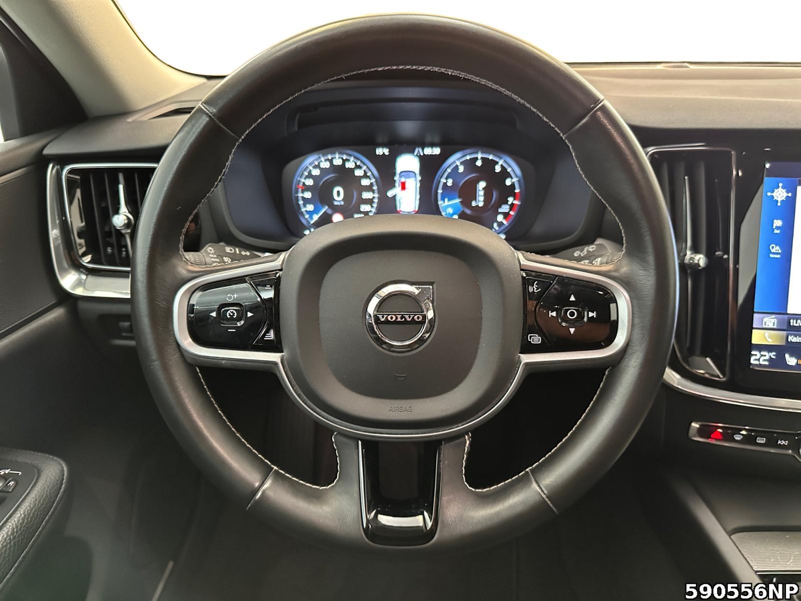 Fahrzeugabbildung Volvo V60 Inscripton Geartronic Kamera Navigation Leder AHK PDC