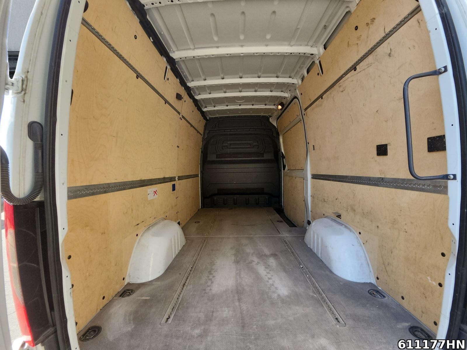 Fahrzeugabbildung Mercedes-Benz Sprinter 314 CDI Kasten*L2H2*MBUX*Kamera*AHK3,5