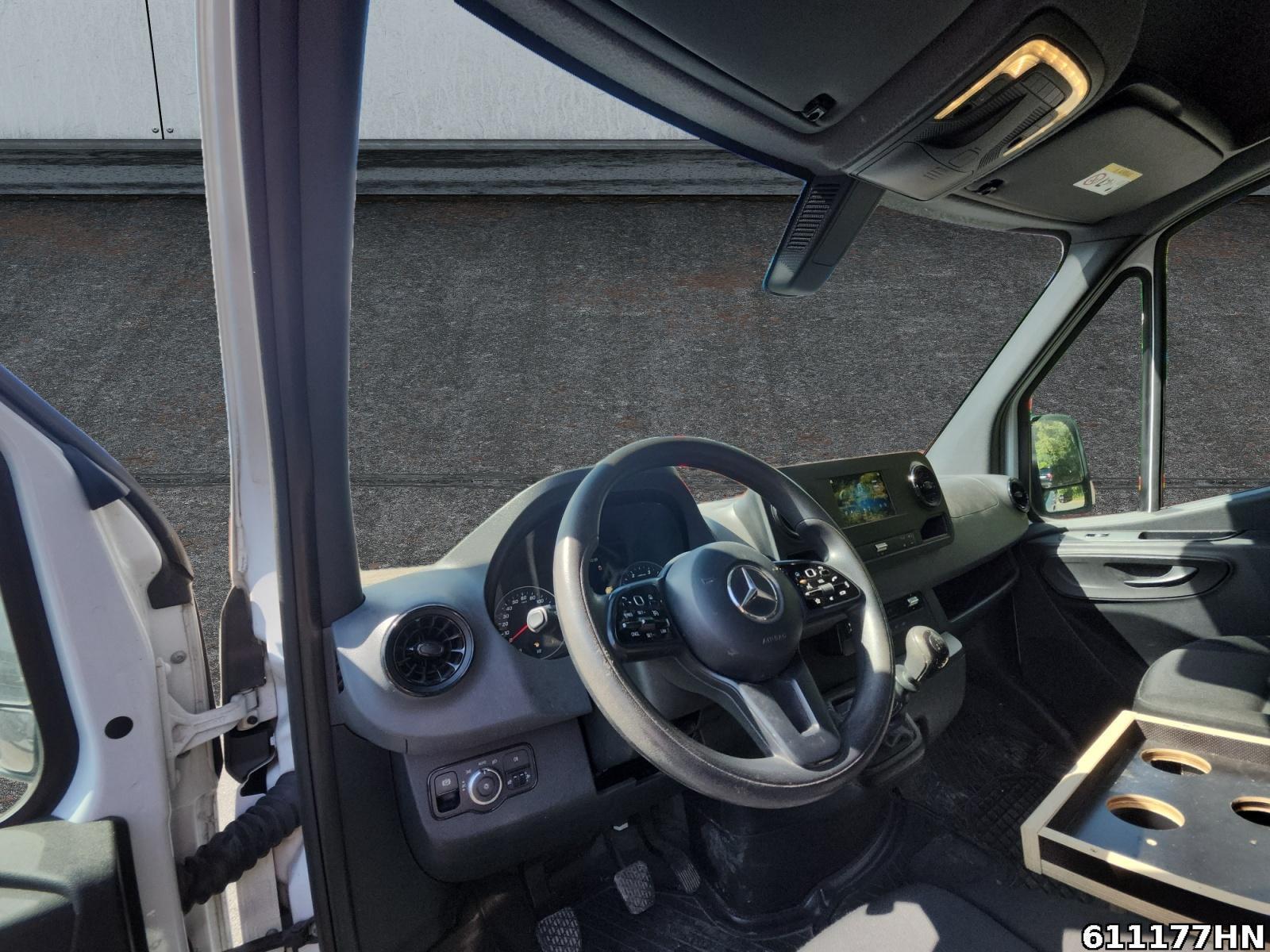 Fahrzeugabbildung Mercedes-Benz Sprinter 314 CDI Kasten*L2H2*MBUX*Kamera*AHK3,5