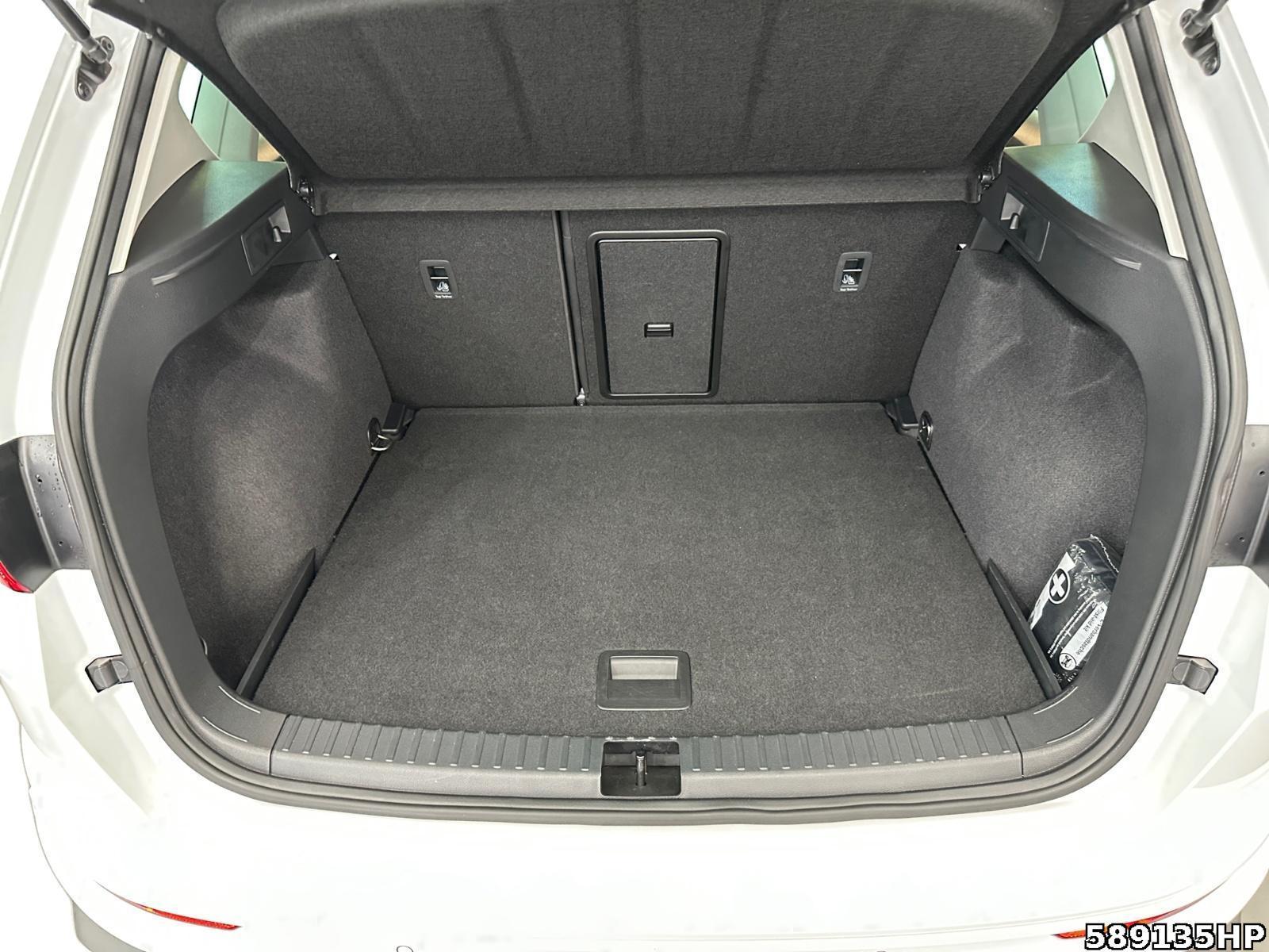 Fahrzeugabbildung SEAT Ateca 2.0 TDI FR AHK LED Rückfahr K.