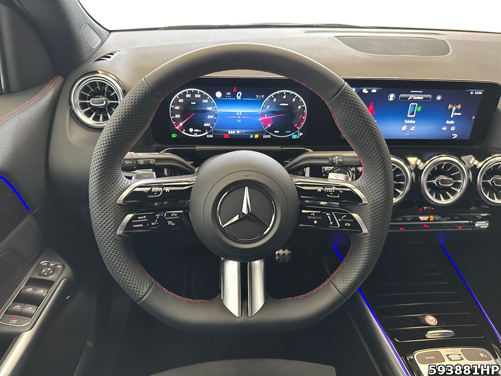 Fahrzeugabbildung Mercedes-Benz GLA 180 +AMG+360°KAM+AHK+DISTRONIC+WINTERPAKET+