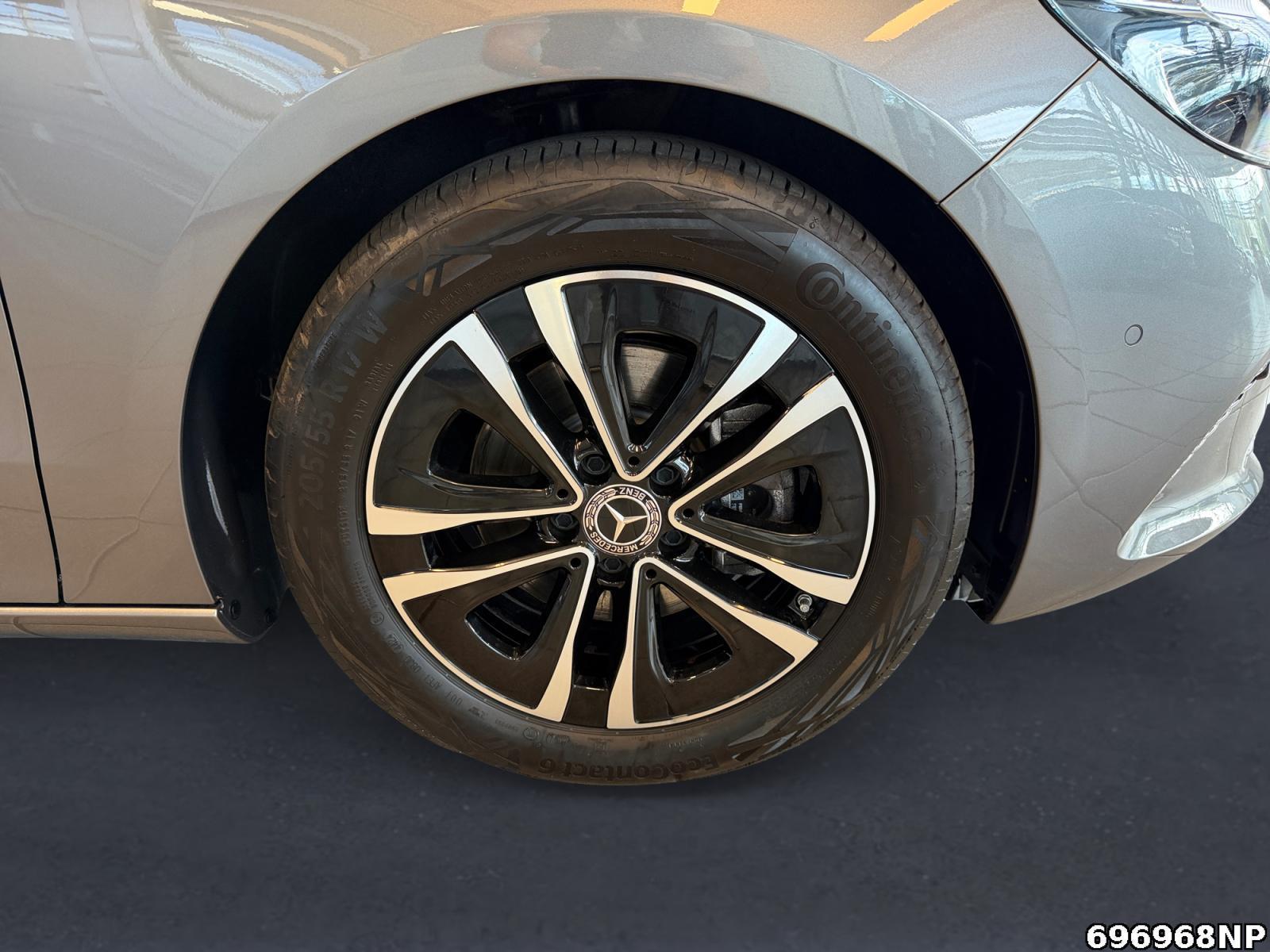 Fahrzeugabbildung Mercedes-Benz B 180 Progressive Kamera LED AHK