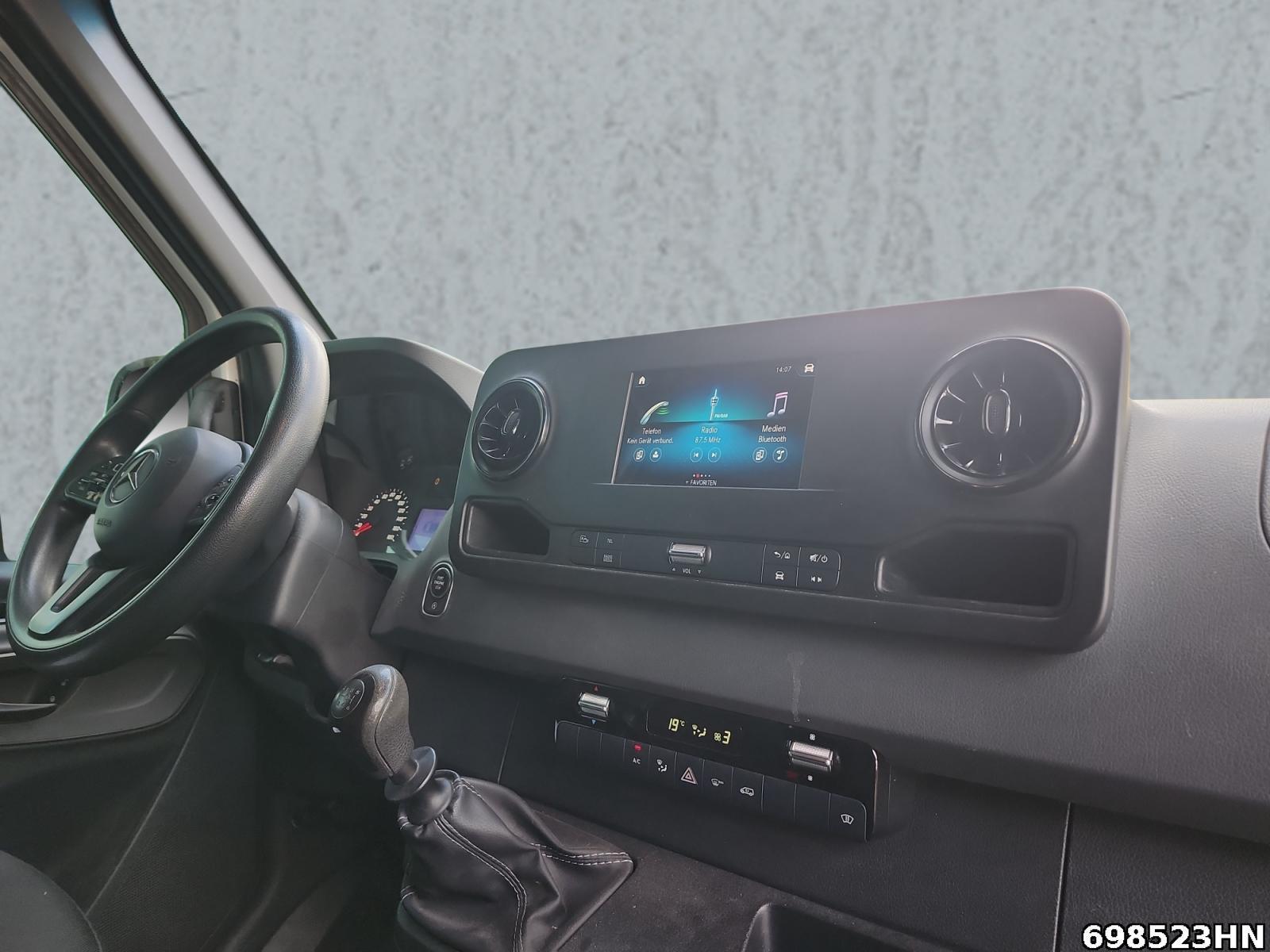 Fahrzeugabbildung Mercedes-Benz Sprinter 314 CDI Kasten*L2H2*AHK*Kamera*92LTank
